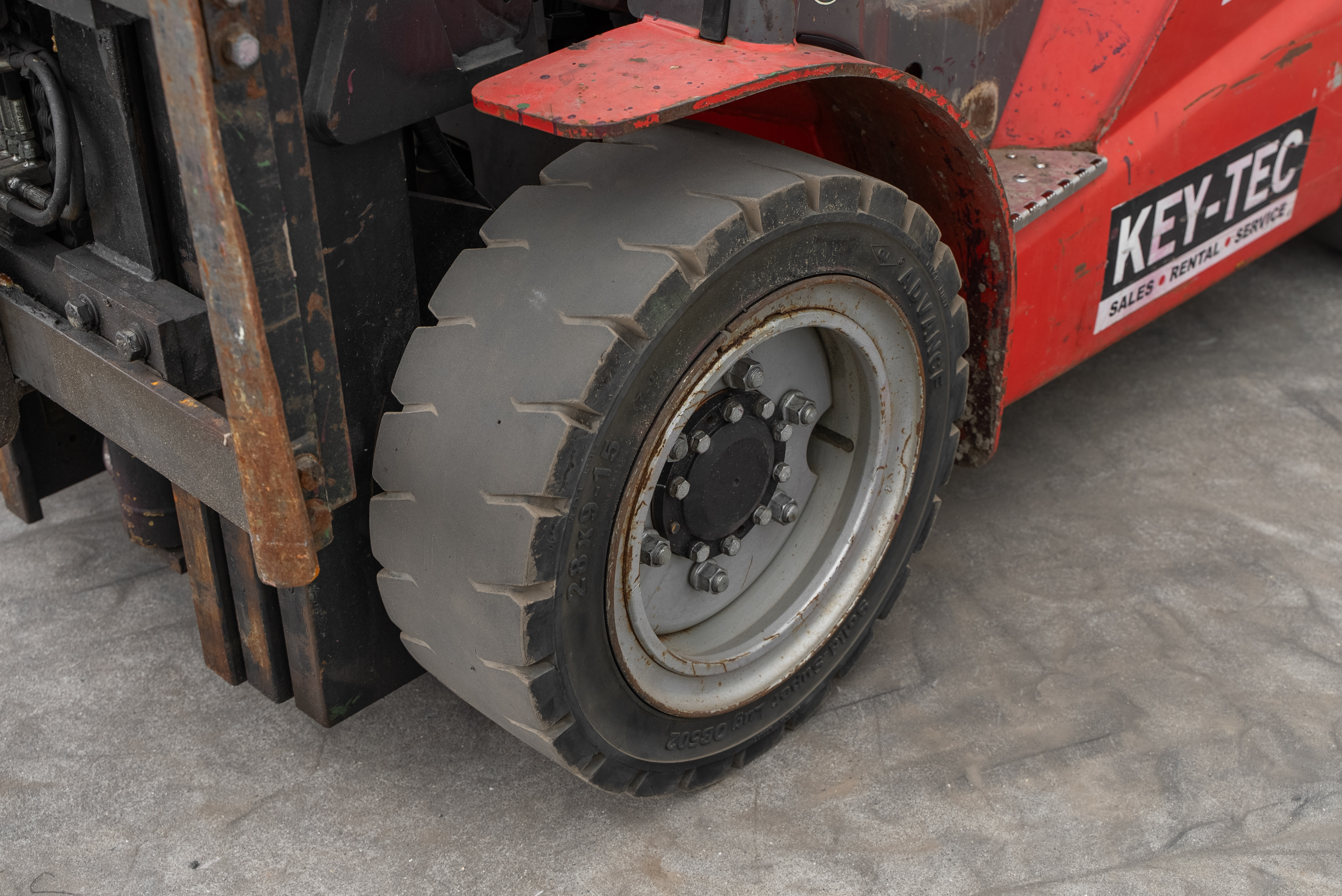 Manitou - Heftrucks - MI 30 D S2 E3 - Chassis / Wiel