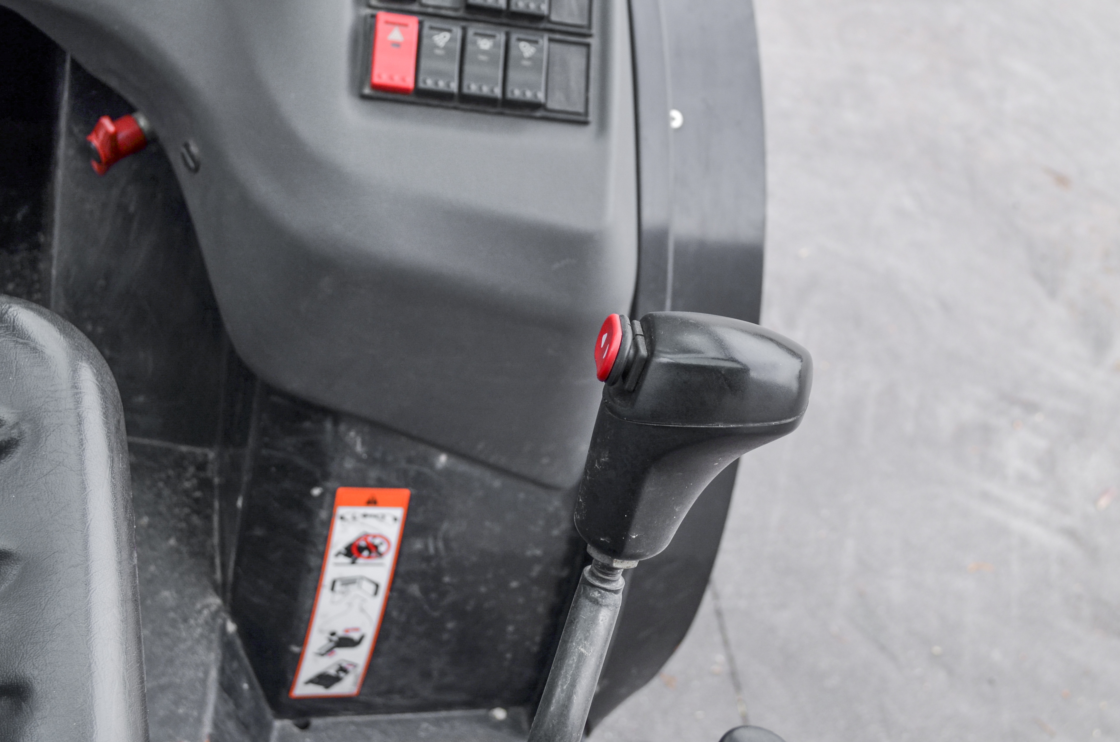 MC 25-4 D K ST3A S1 - Product image