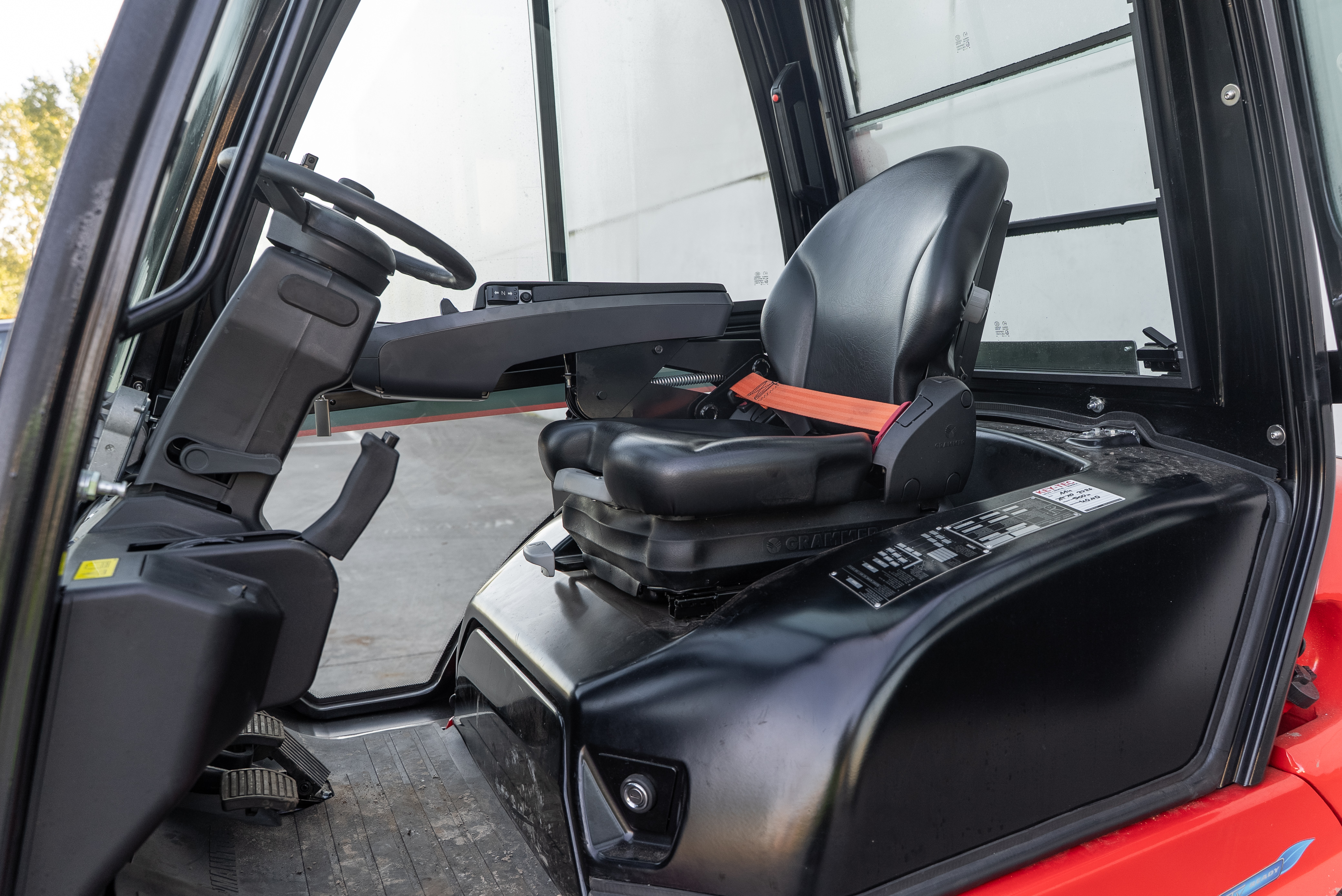 Manitou - Heftrucks - MI 30 D K ST5 S1 - Interieur achter