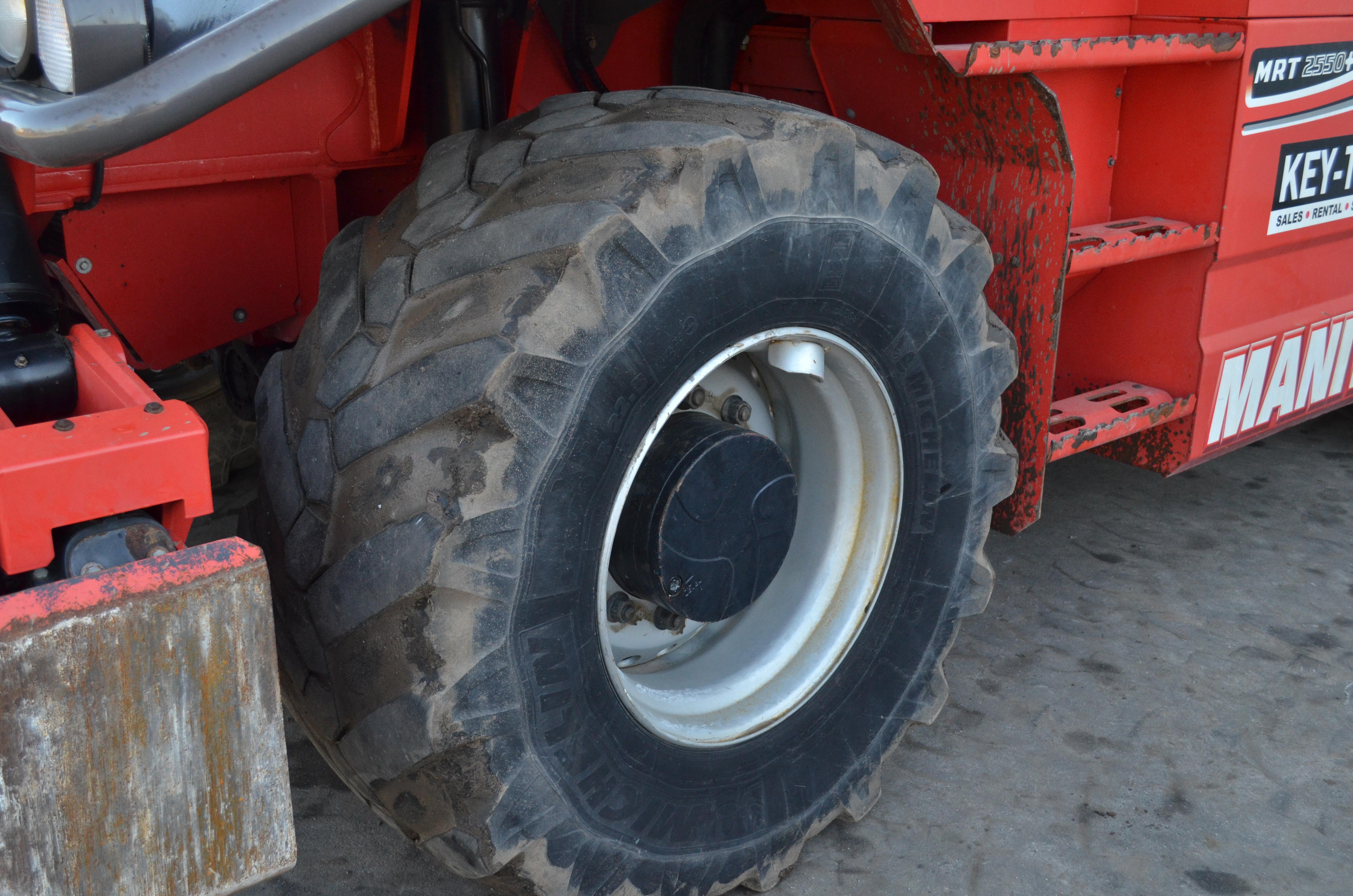 MRT 2550 PRIV+ ST4 S2 - Chassis / Wheel