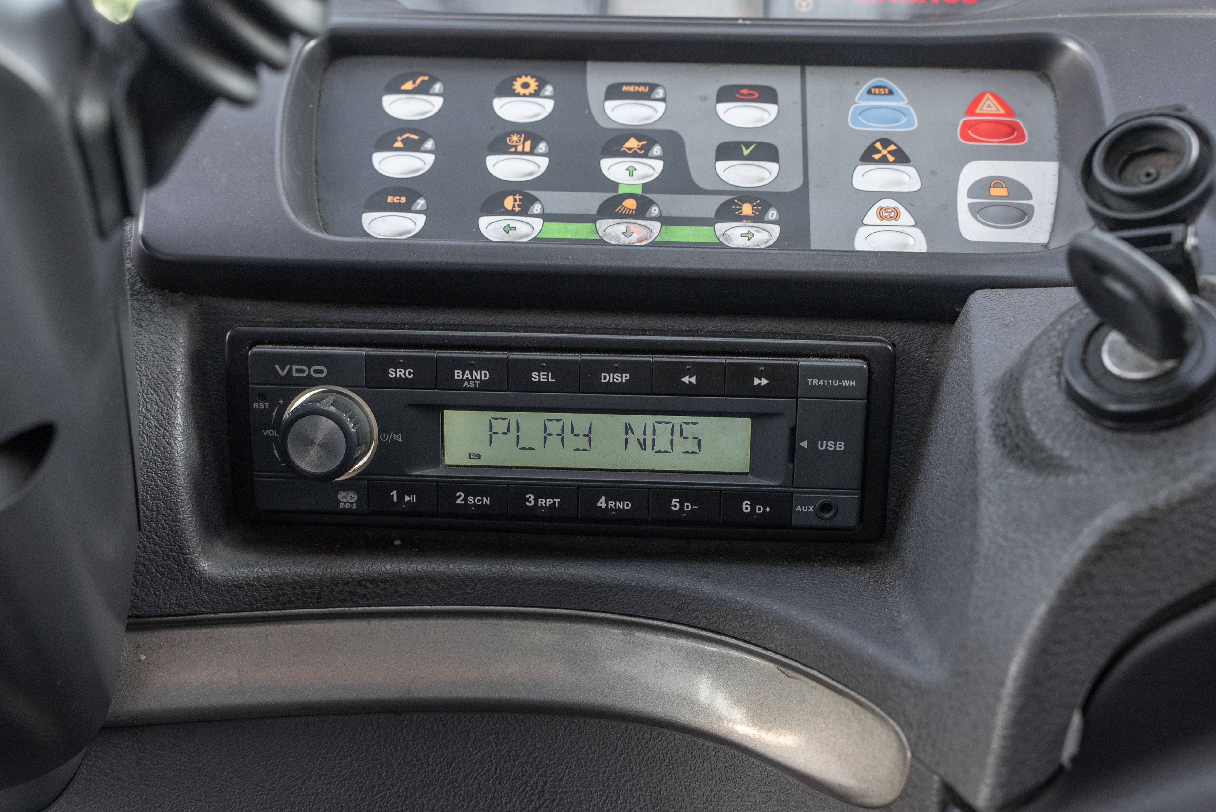 MT 1440 EASY 75D ST3B S1 - Product image