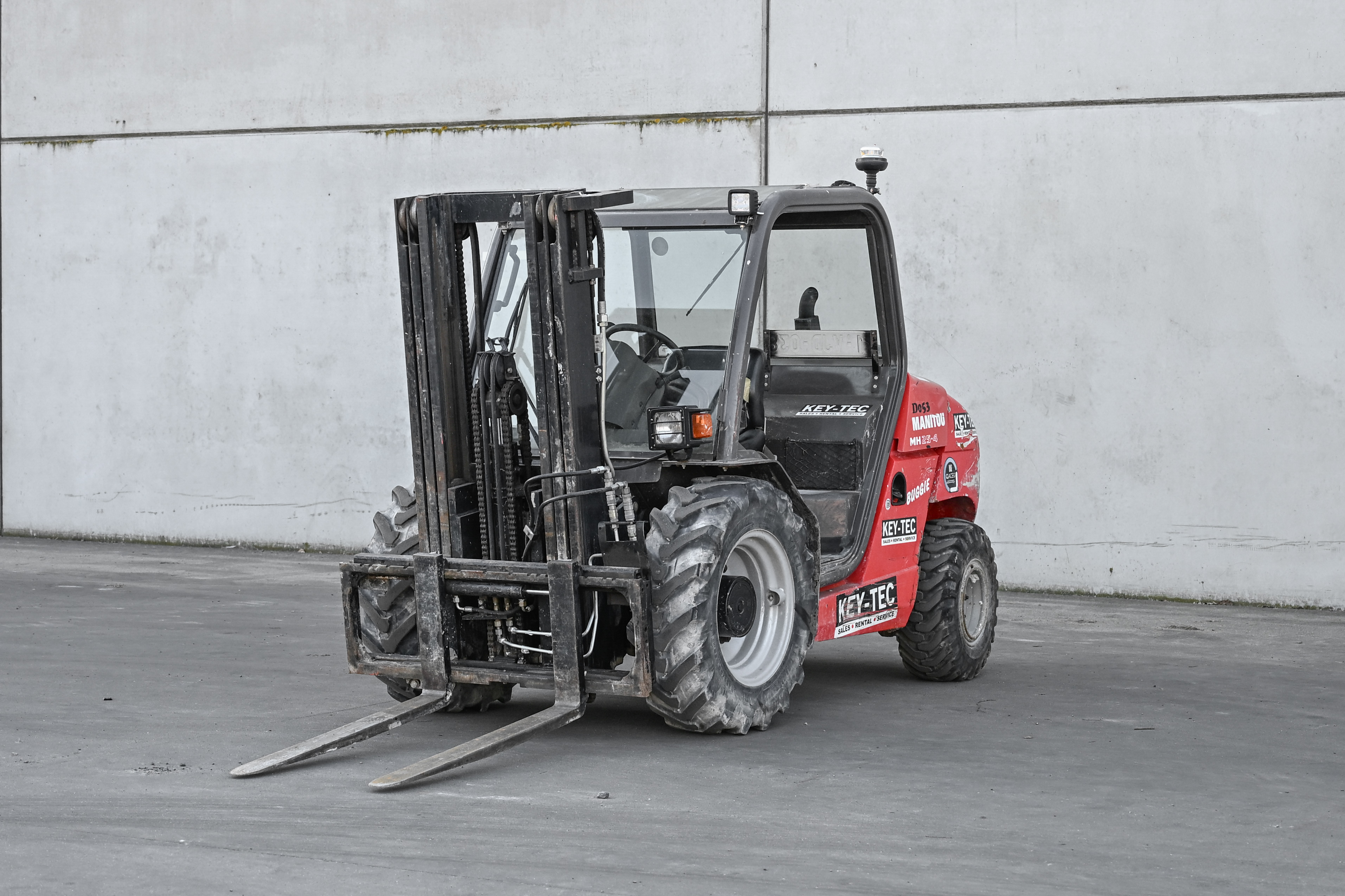 MH 25-4 BUGGIE 36KW 4ST3A - Front left
