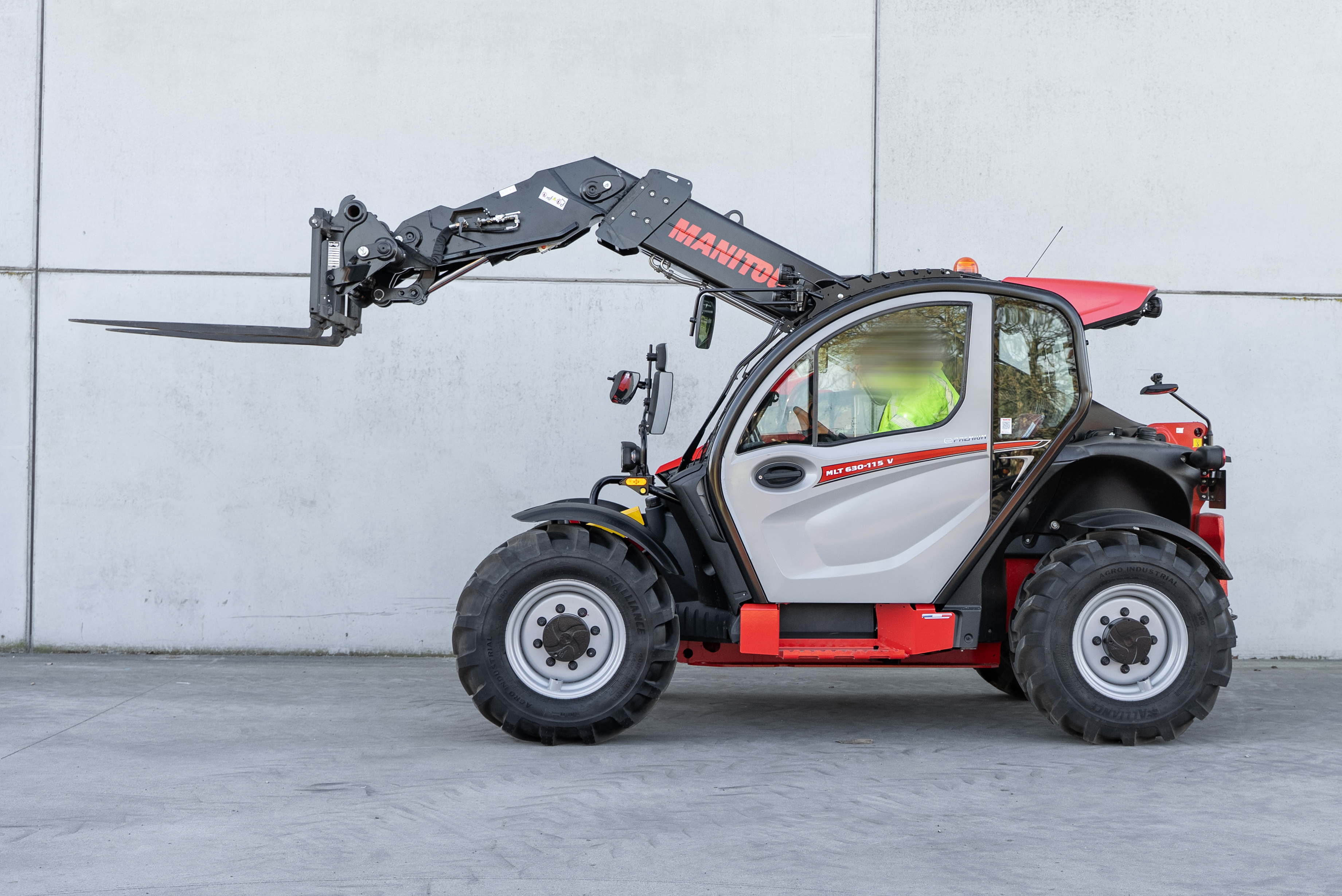 Manitou - Telehandlers - MLT 630 115D V ST5 S1 - Side