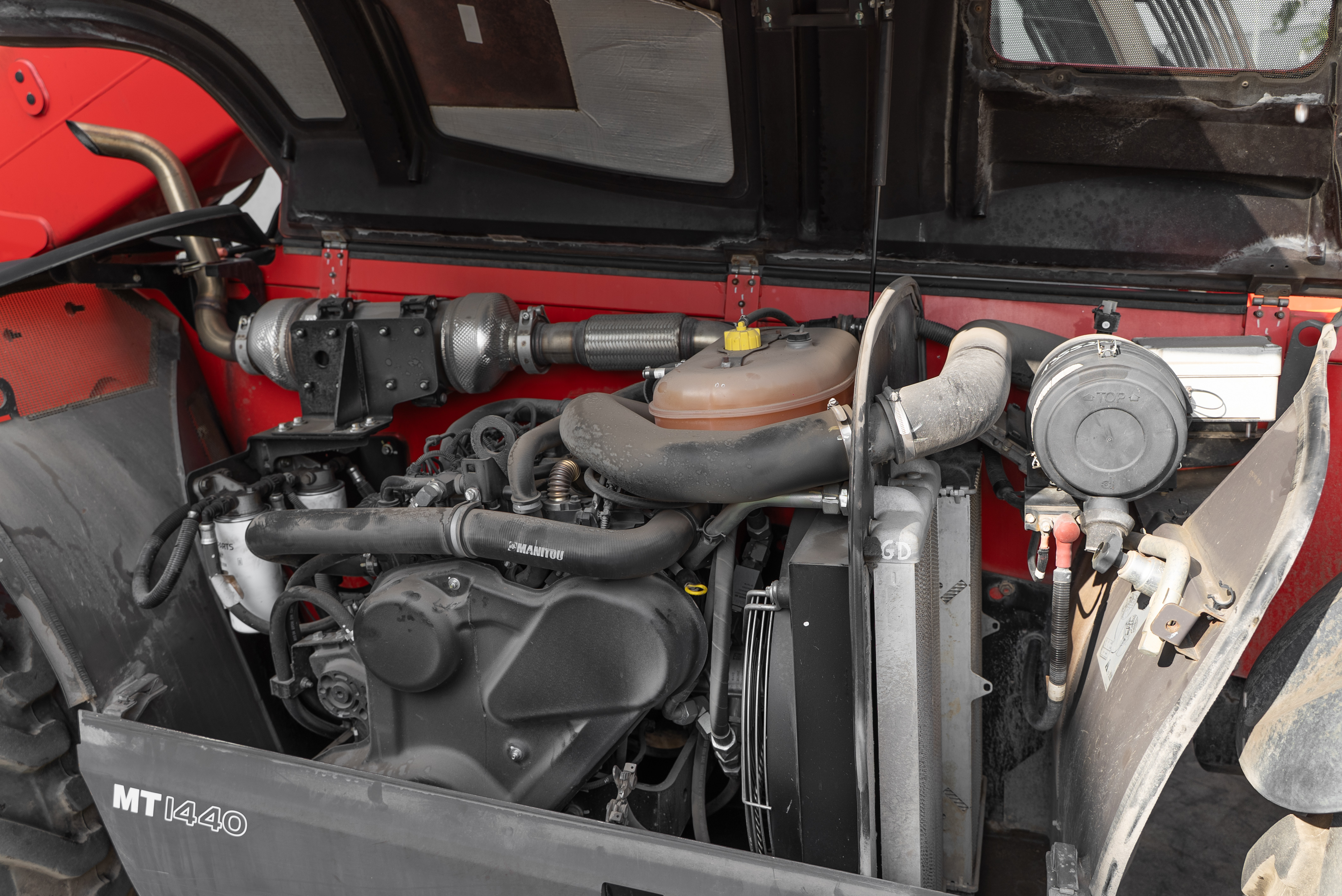 MT 1440 EASY 75D ST3B S1 - Engine