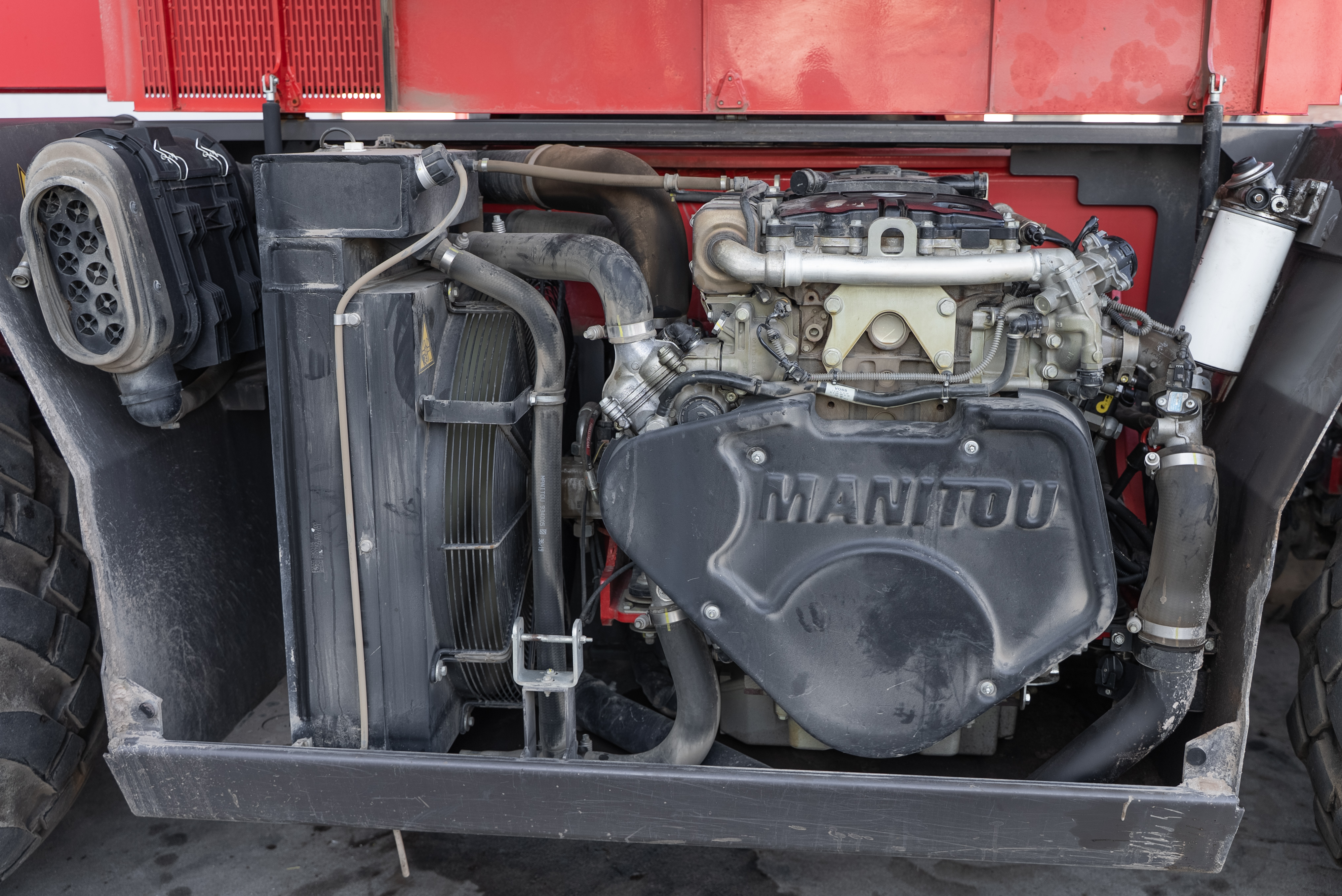 MRT 2550 PRIV+ ST4 S2 - Engine