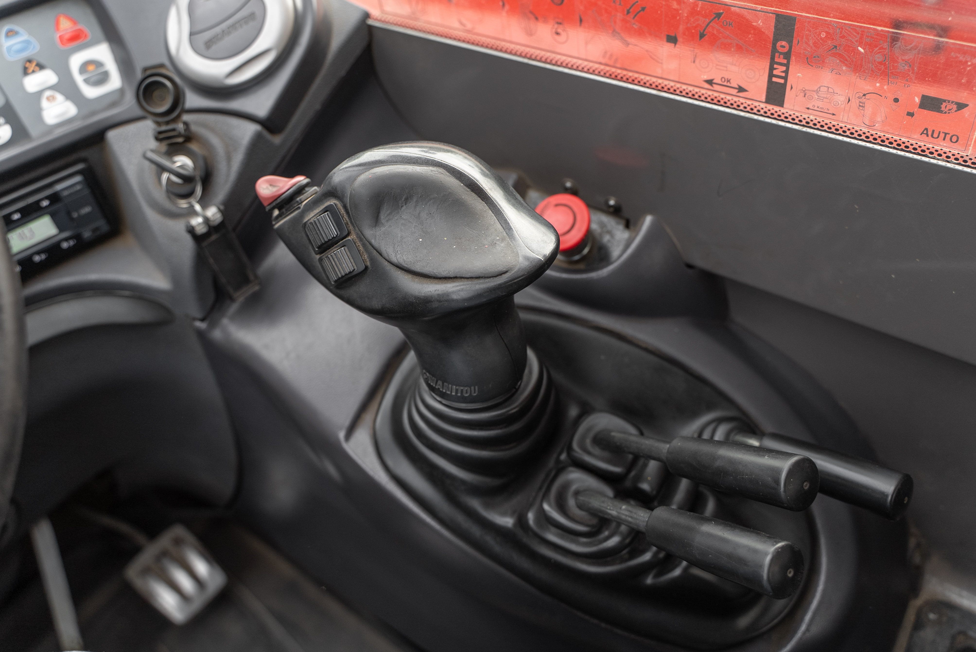 Manitou - Verreikers - MT 1840 100P ST3B S2 - Productfoto