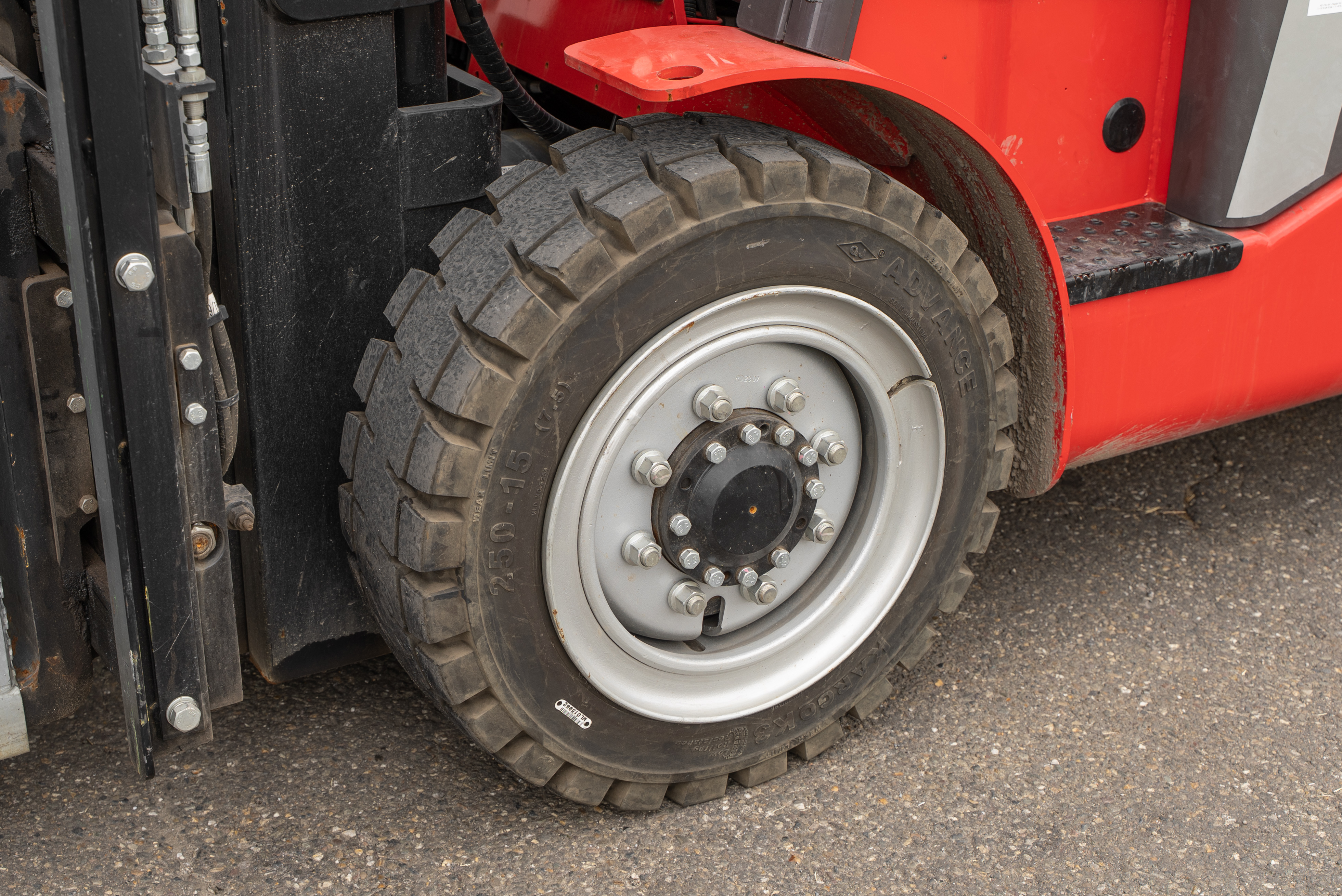 ME 450 80V S3 - Chassis / Wheel