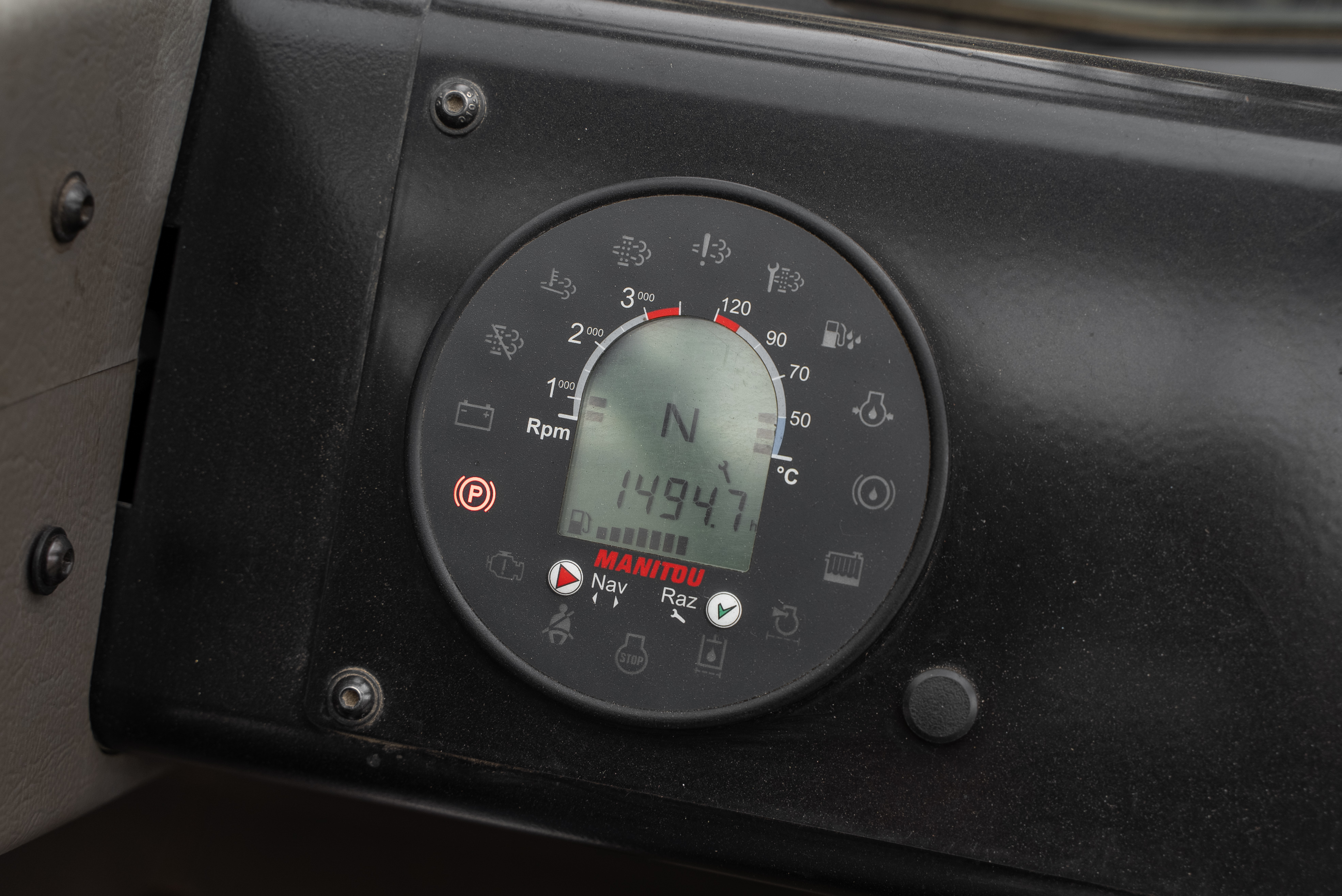 M 50-4 D ST5 S1 EU - Hours / Display