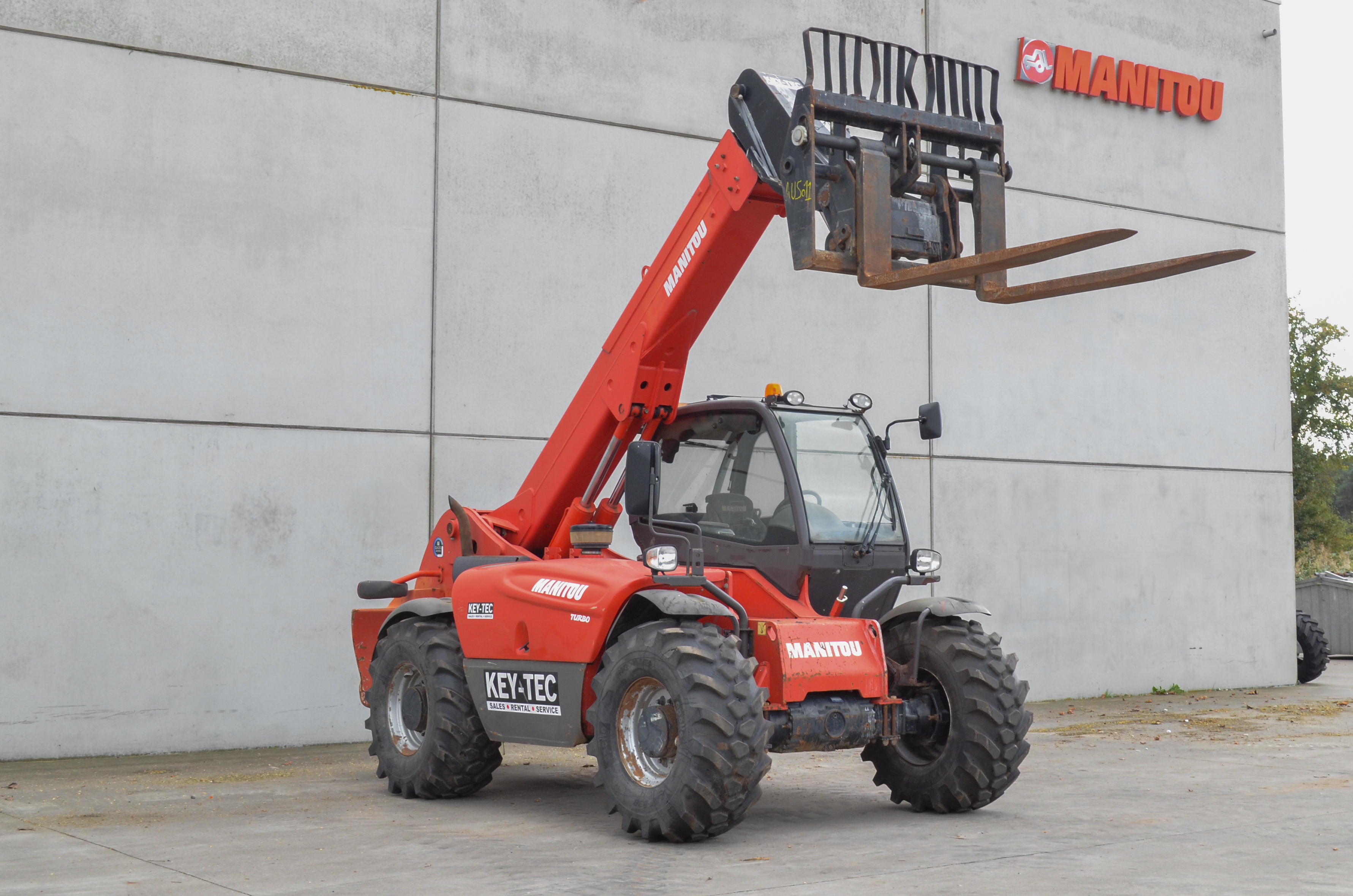 MHT 780 L EVOLUTION E3 - Front right