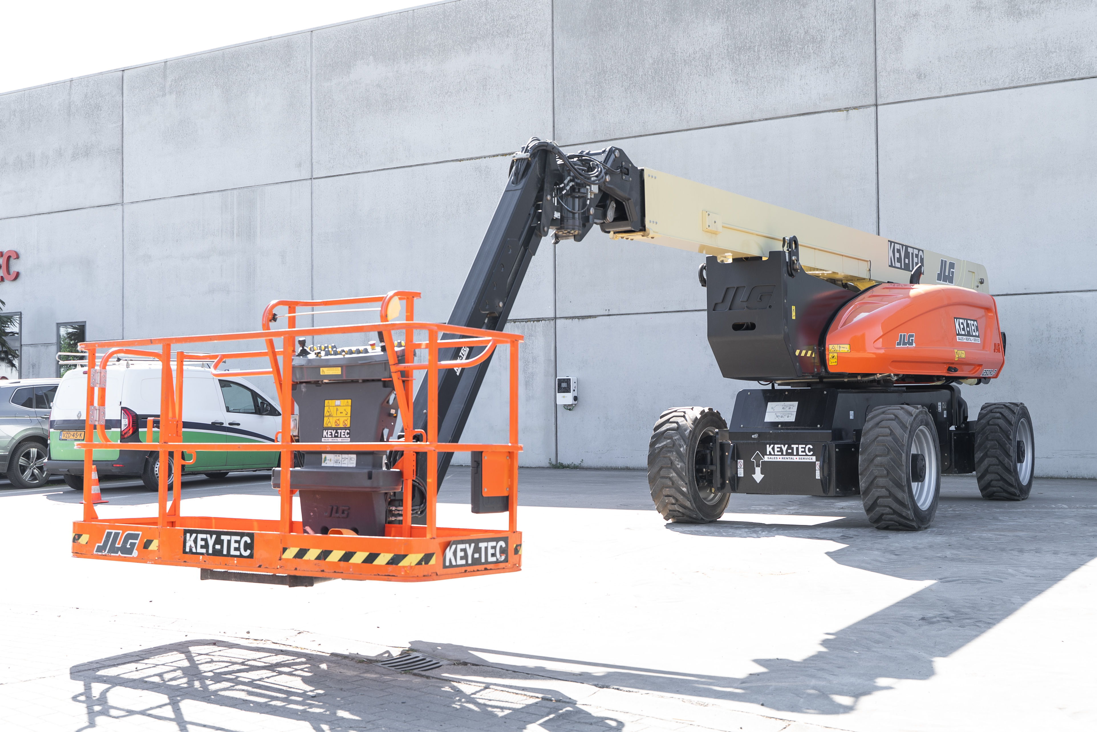 Jlg - Nacelles élévatrices - 1250 AJP - Avant gauche