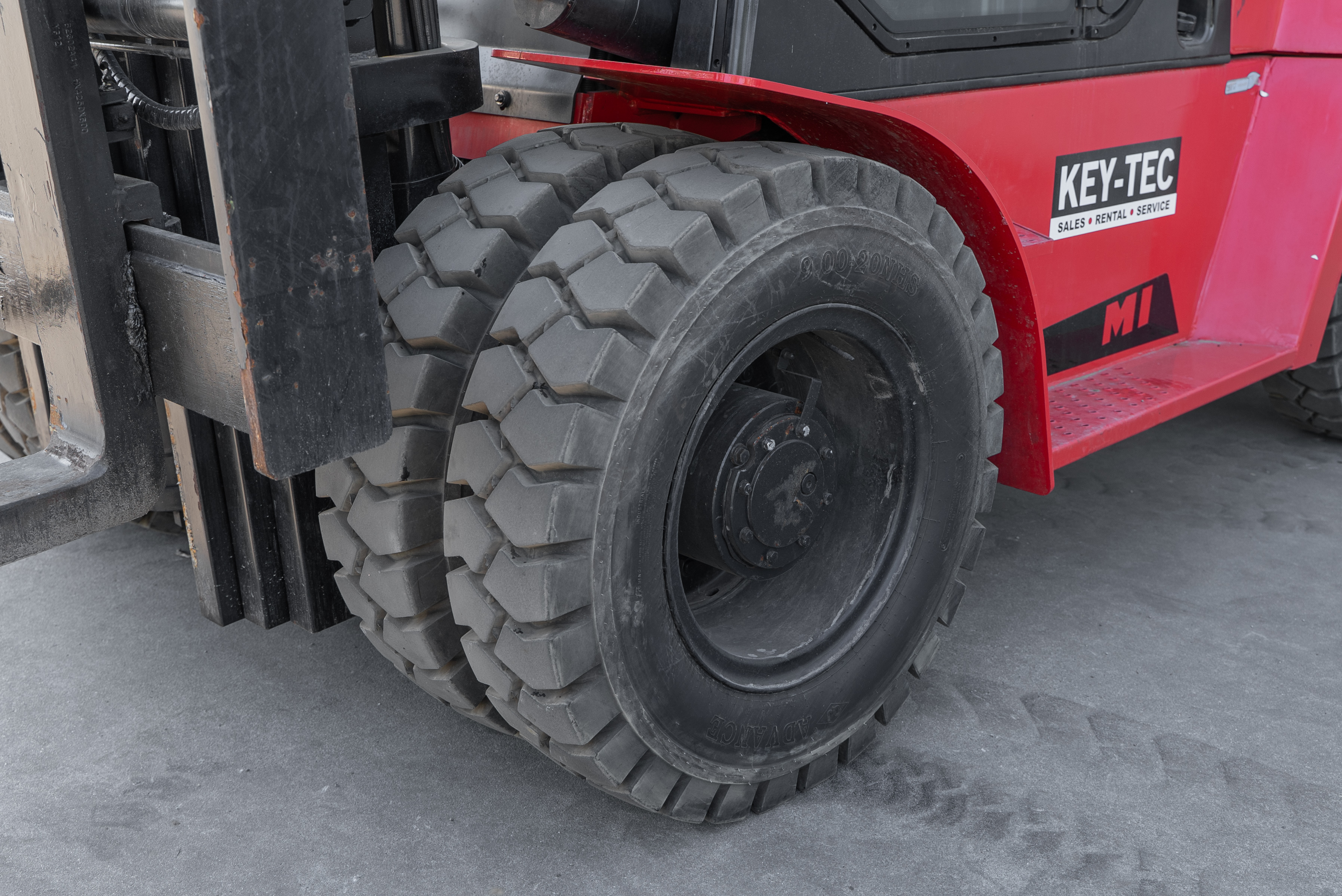 Manitou - Chariots élévateurs - MI 80 D D ST5 S1 - Châssis / Roue