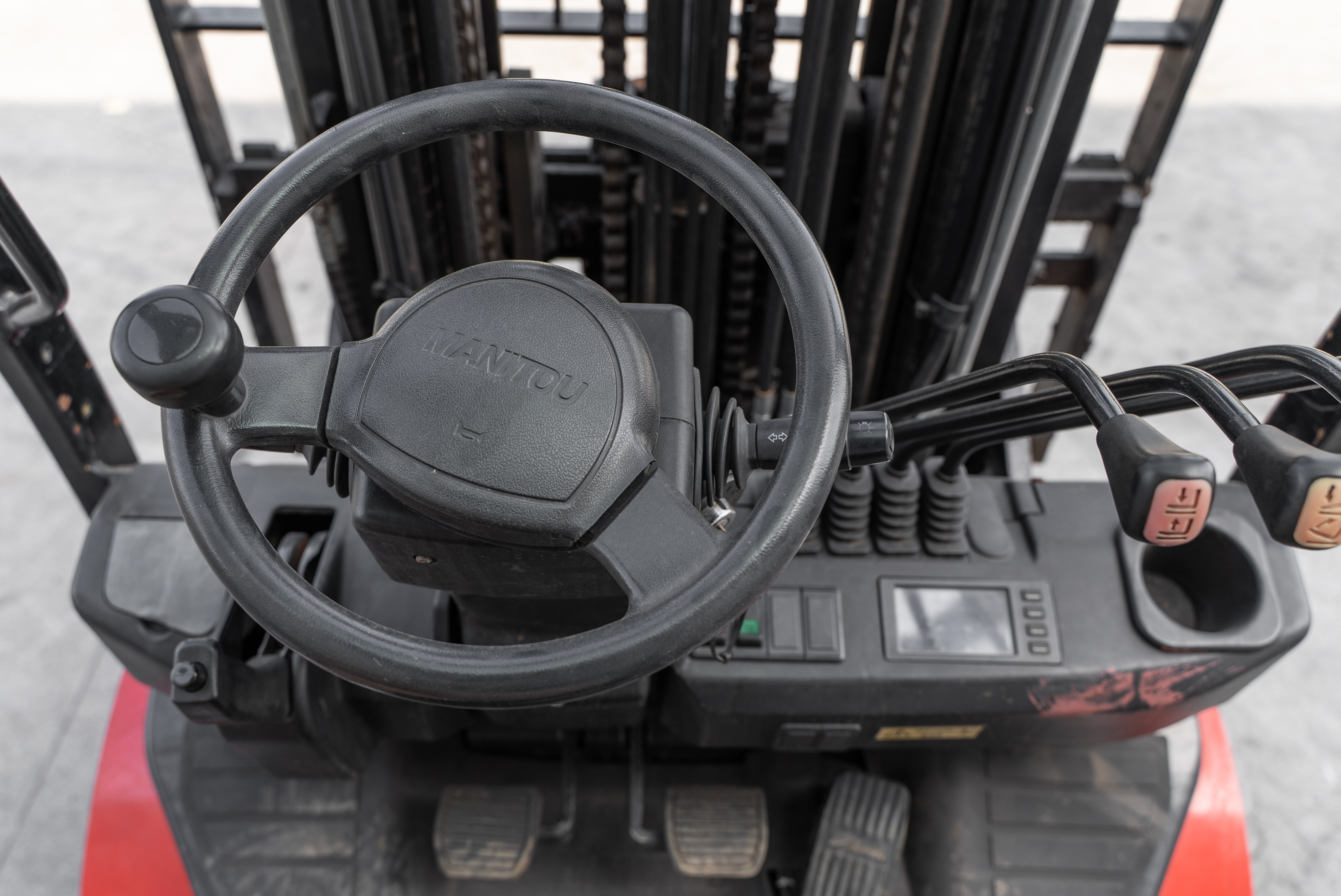 Manitou - Forklifts - MI 30 D K ST5 S1 - Interior front