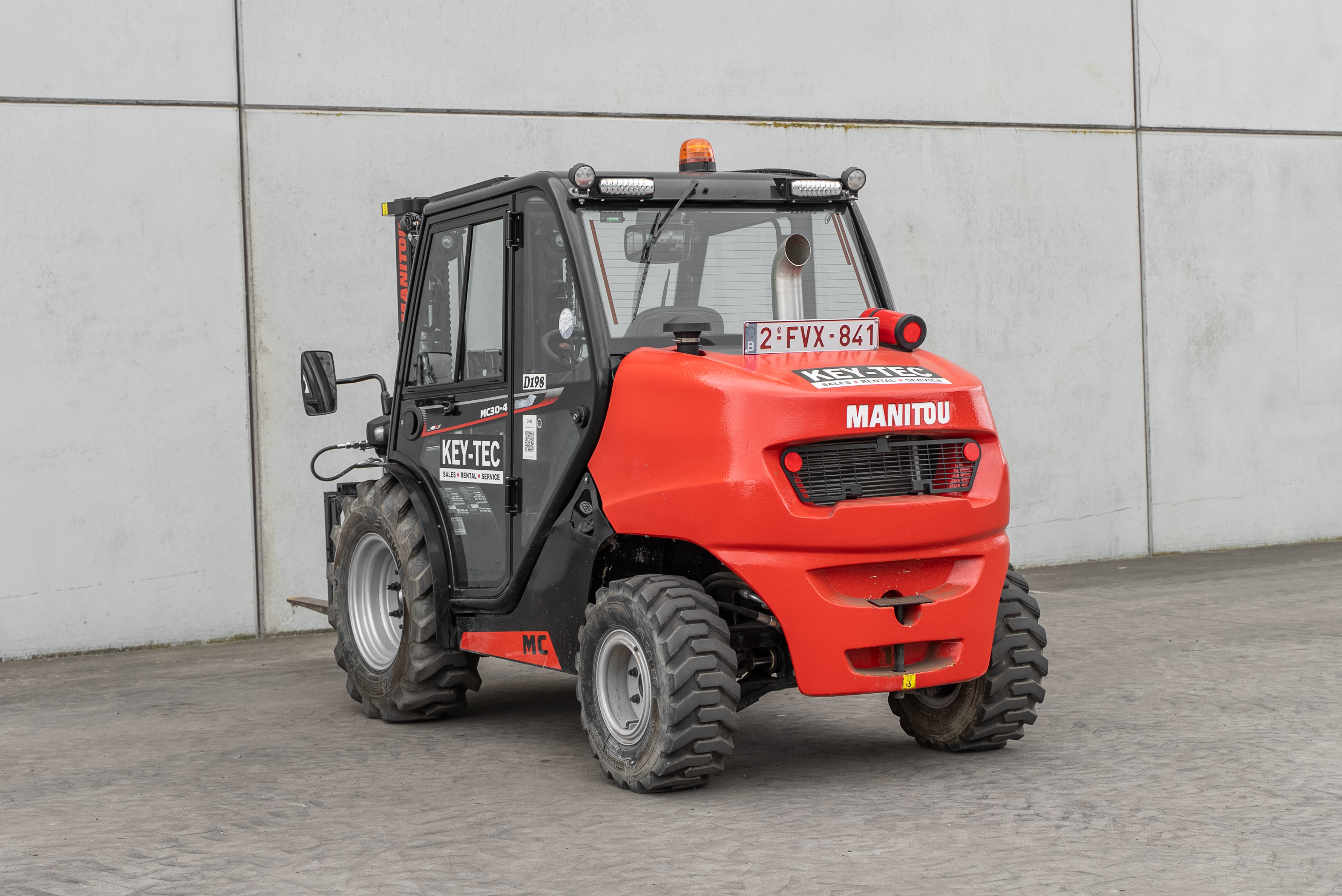 Manitou - Forklifts - MC 30-4 D K ST5 S1 - Back left
