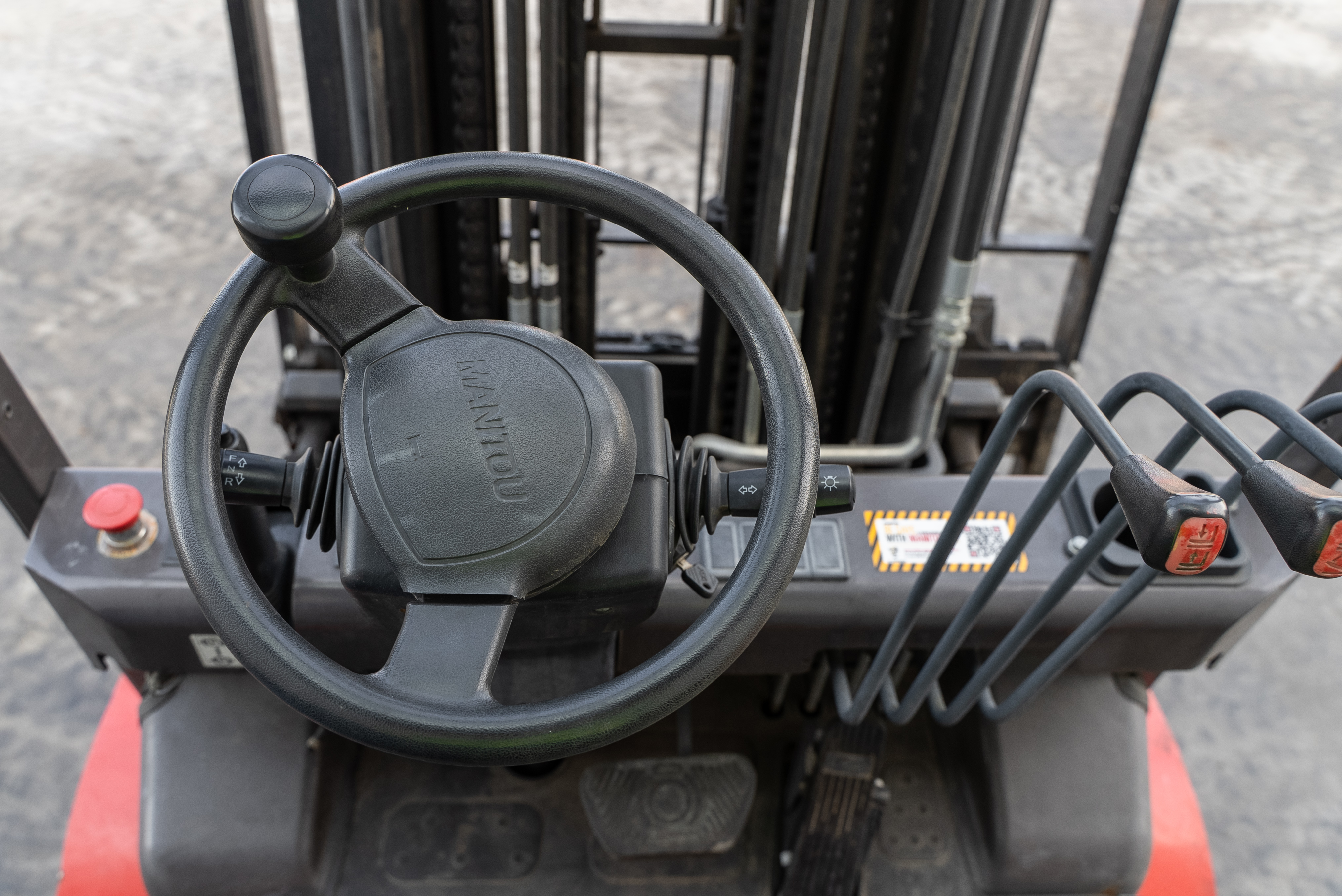 Manitou - Forklifts - ME 430 80V S3 - Interior front
