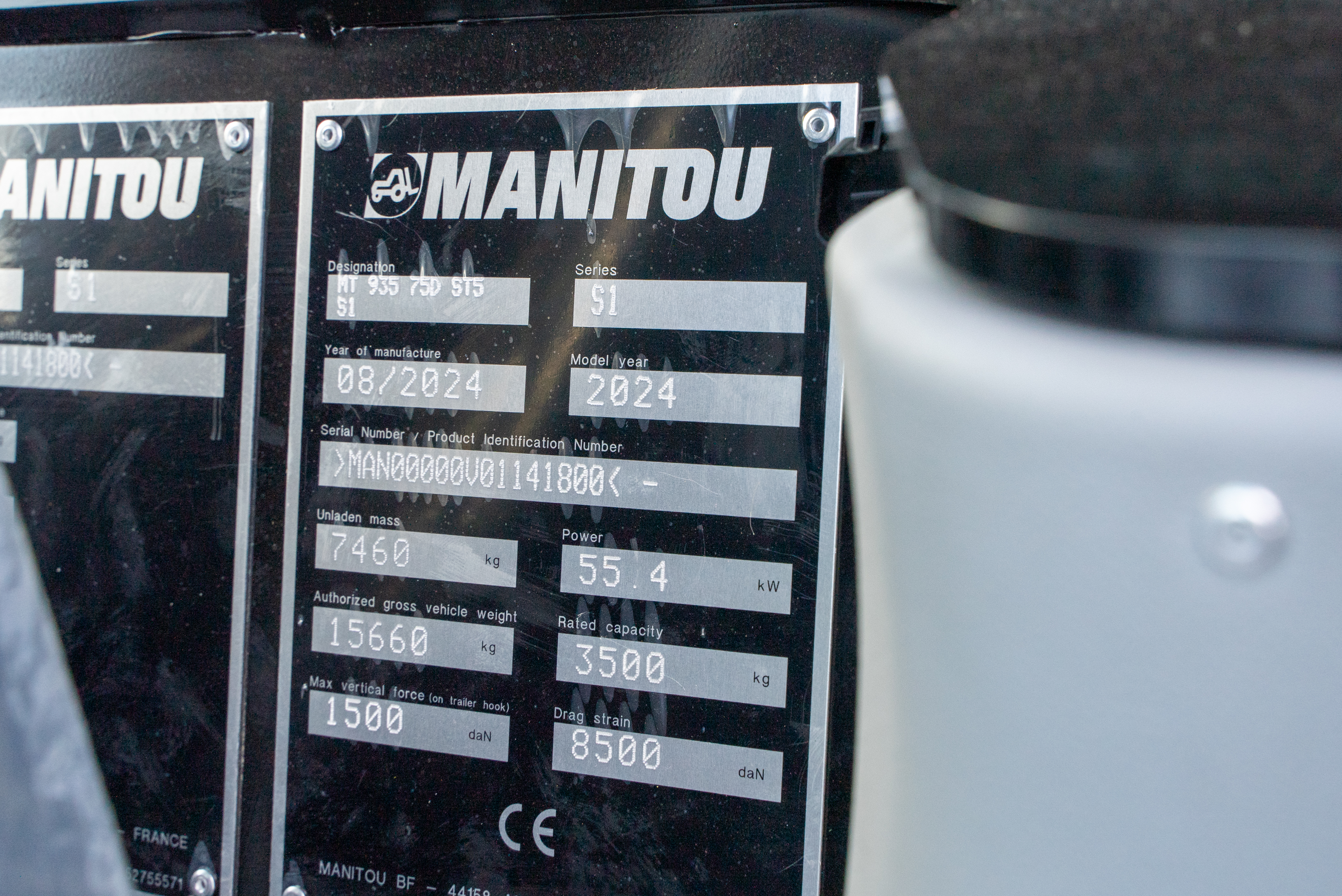 MT 935 75D ST5 S1 - Identification plate