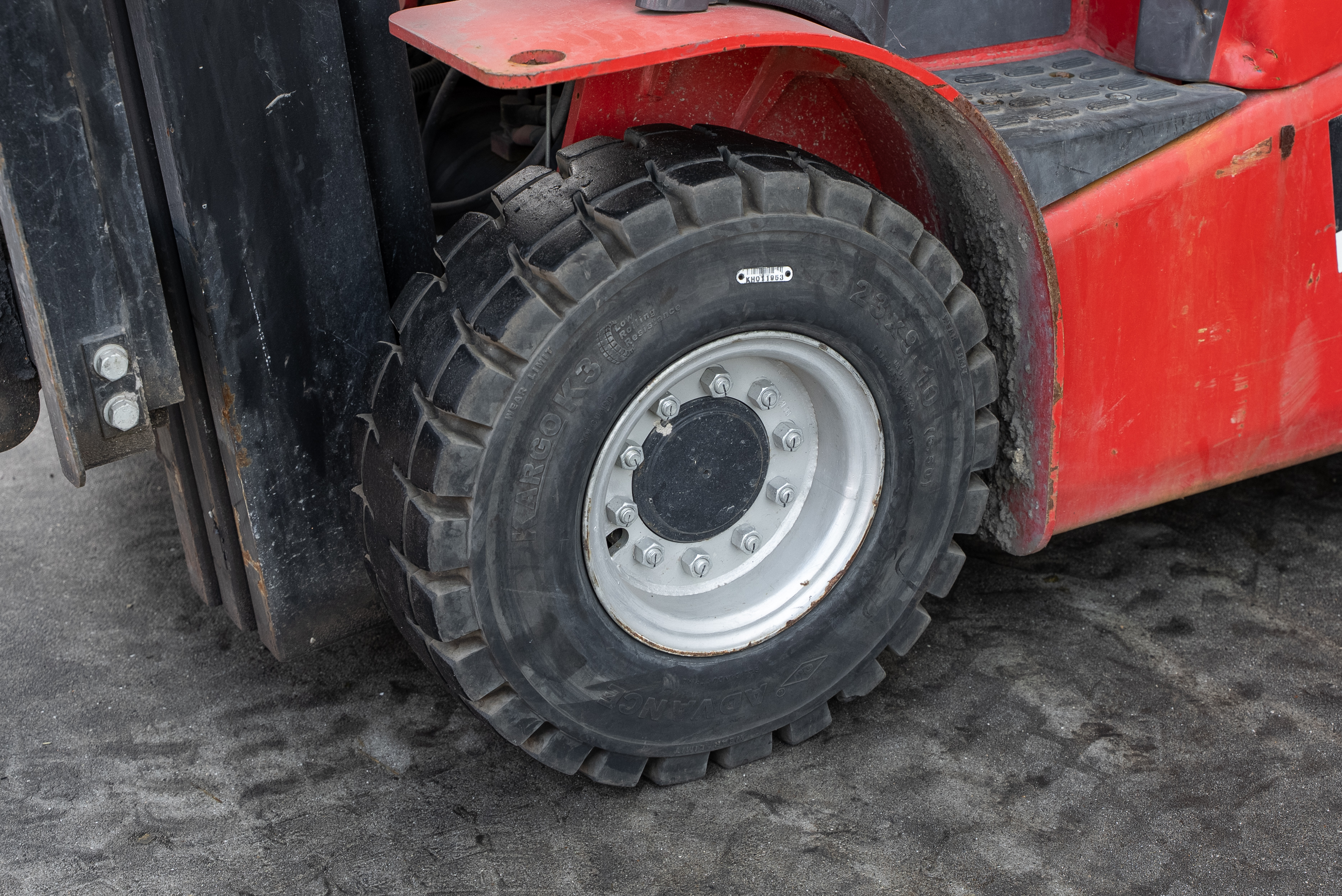 Manitou - Forklifts - ME 430 80V S3 - Chassis / Wheel