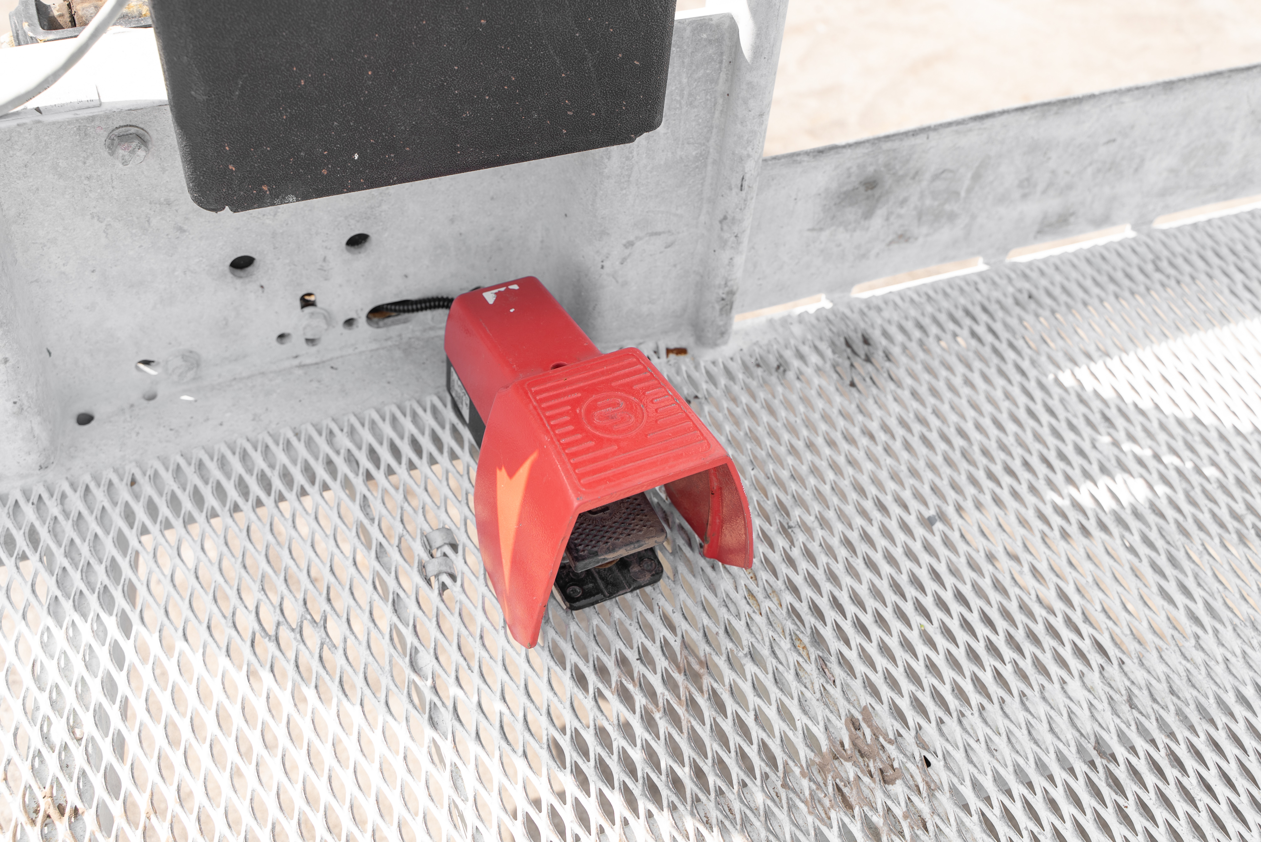 ATJ 200 RC - Product image
