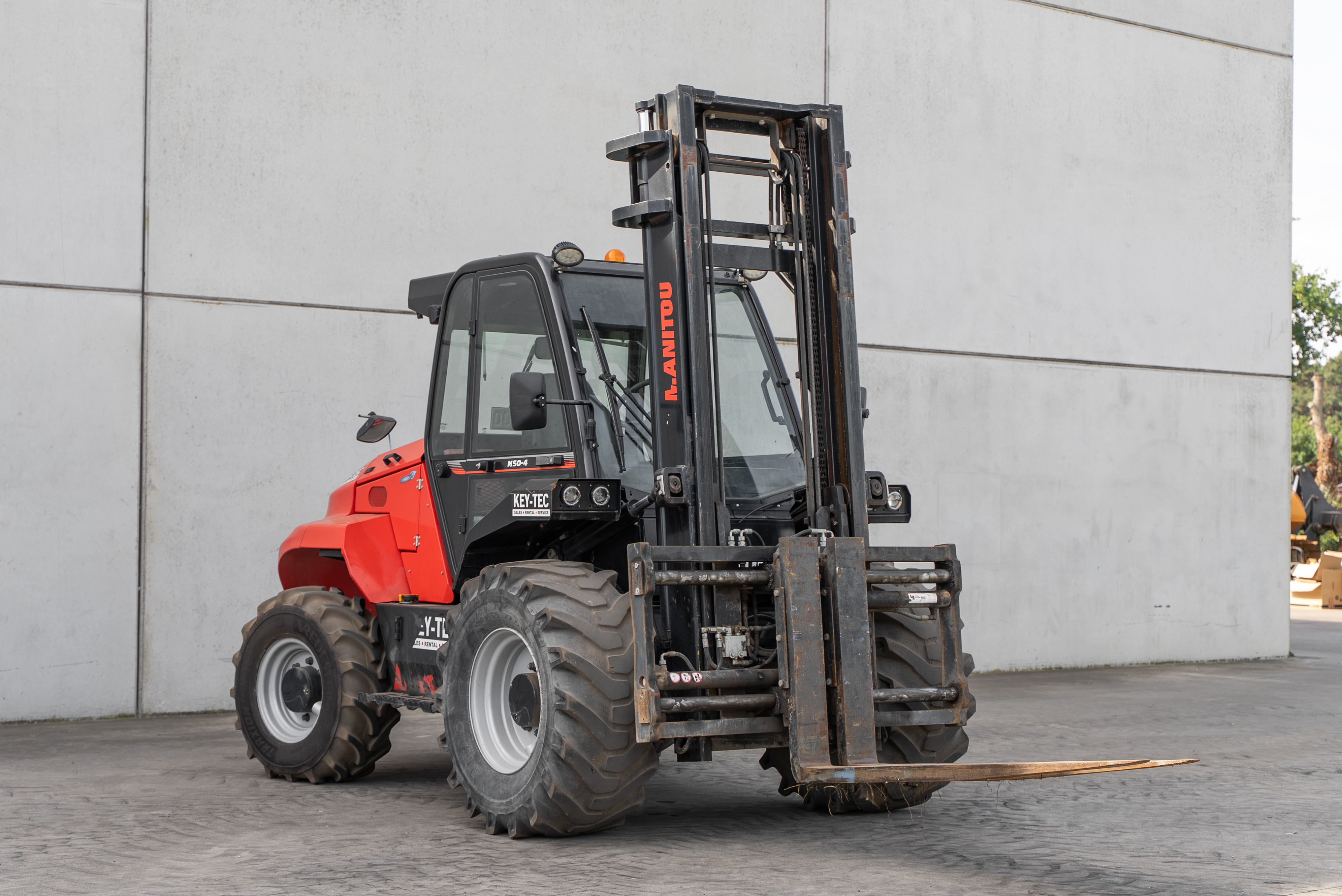 M 50-4 D ST5 S1 EU - Front right