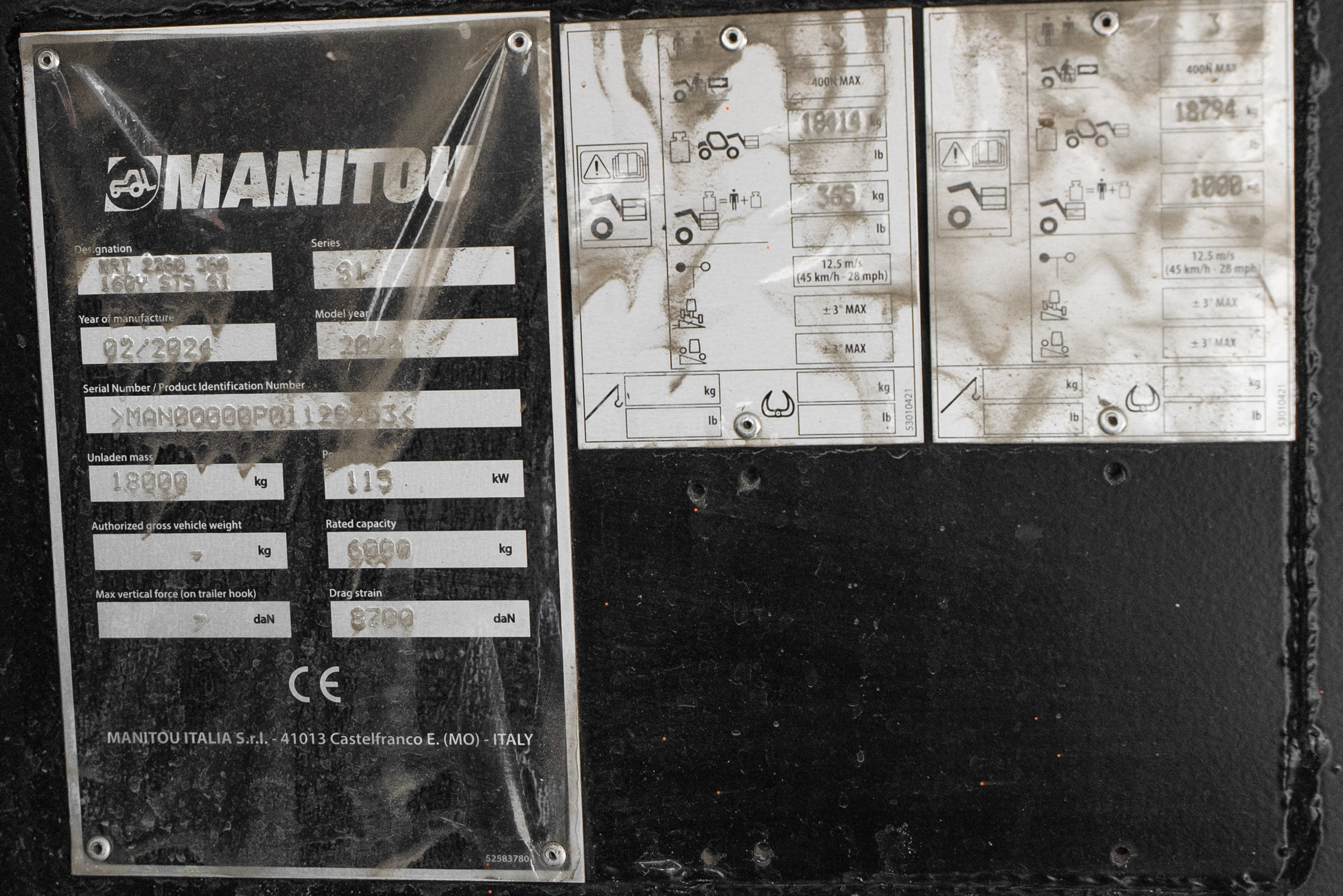MRT 2260 360 160Y ST5 S1 - Identification plate