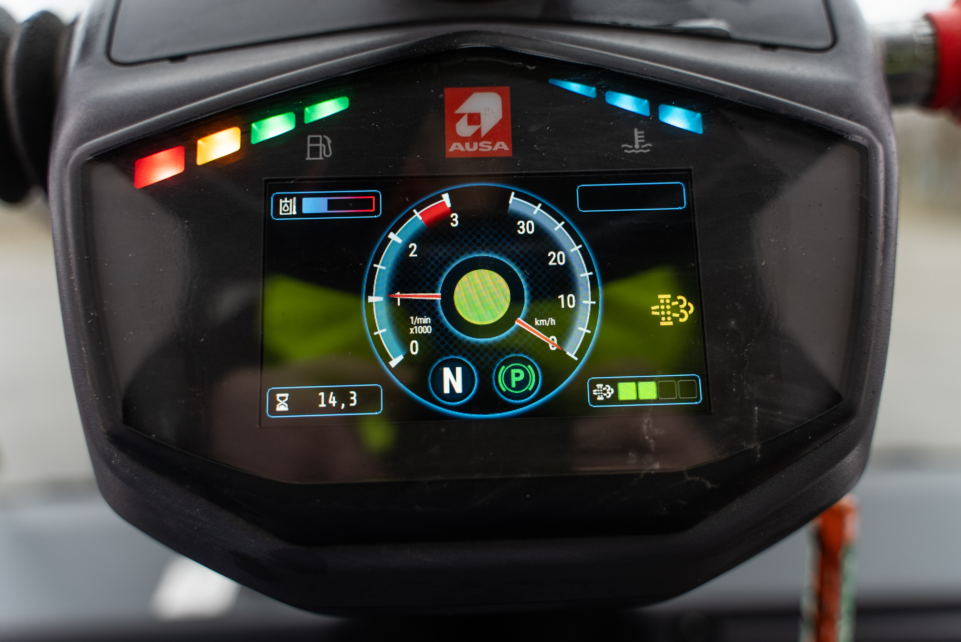 C251 Hx4 - Hours / Display
