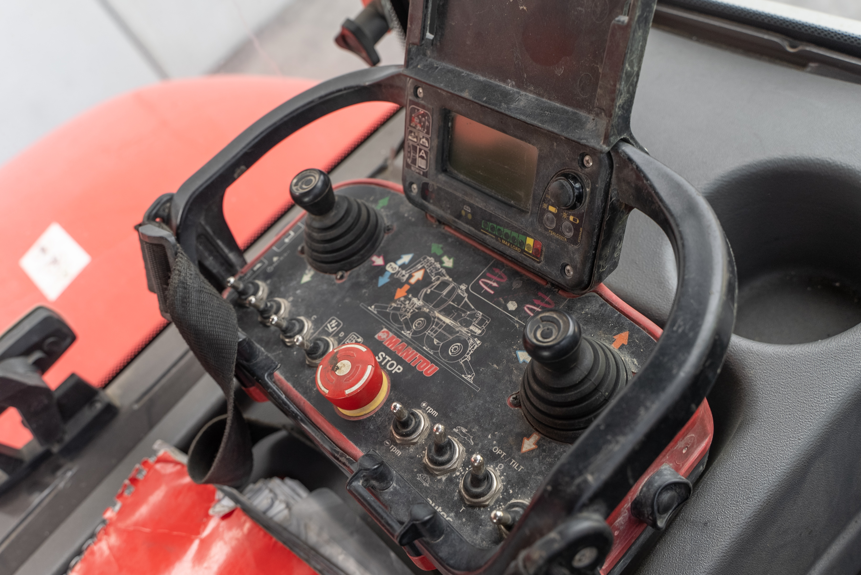 Manitou - Telehandlers - MRT 2550 PRIV+ ST4 S2 - Product image