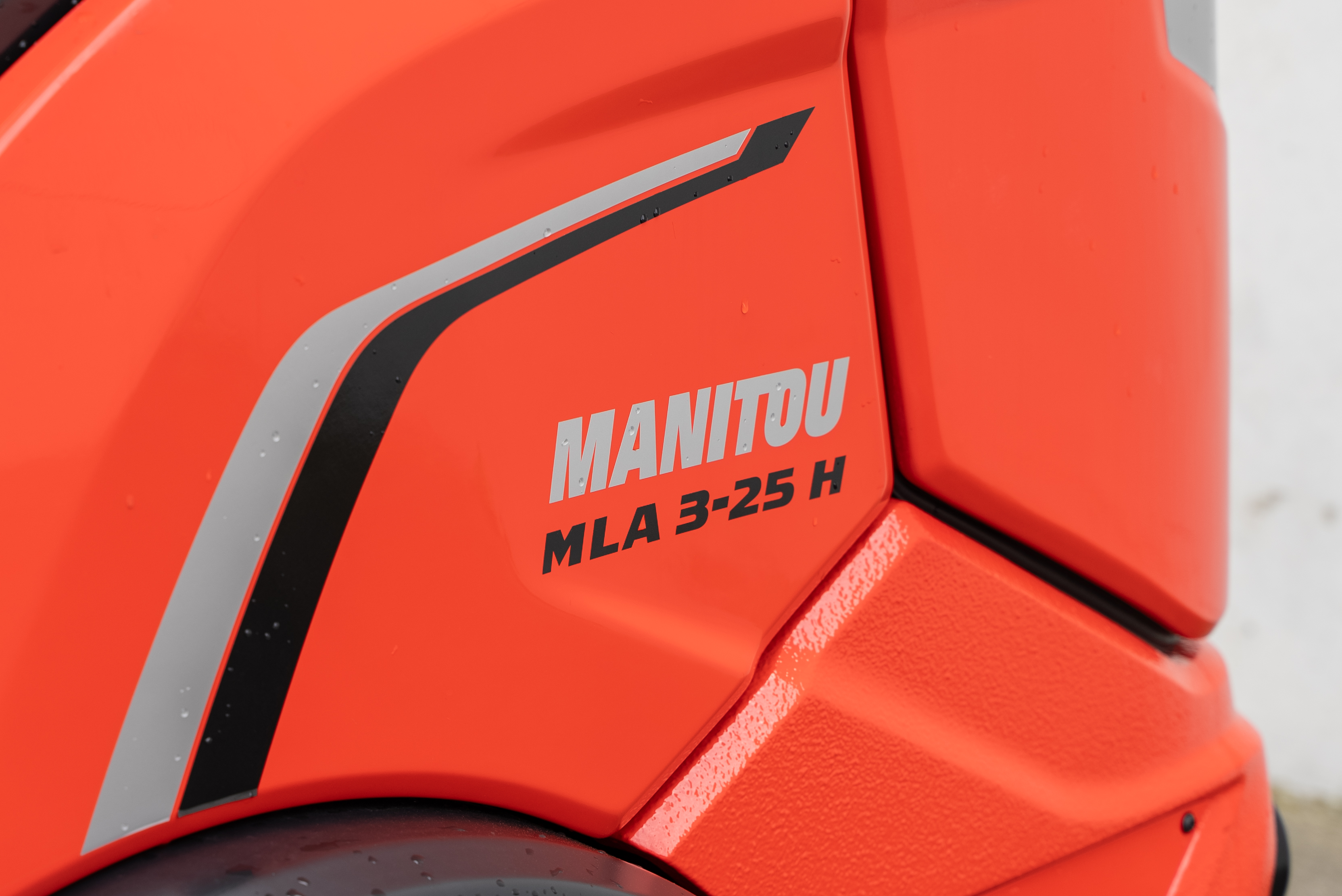 Manitou - Wheelloaders - MLA 3-25 H P ST5 S1 - Product image