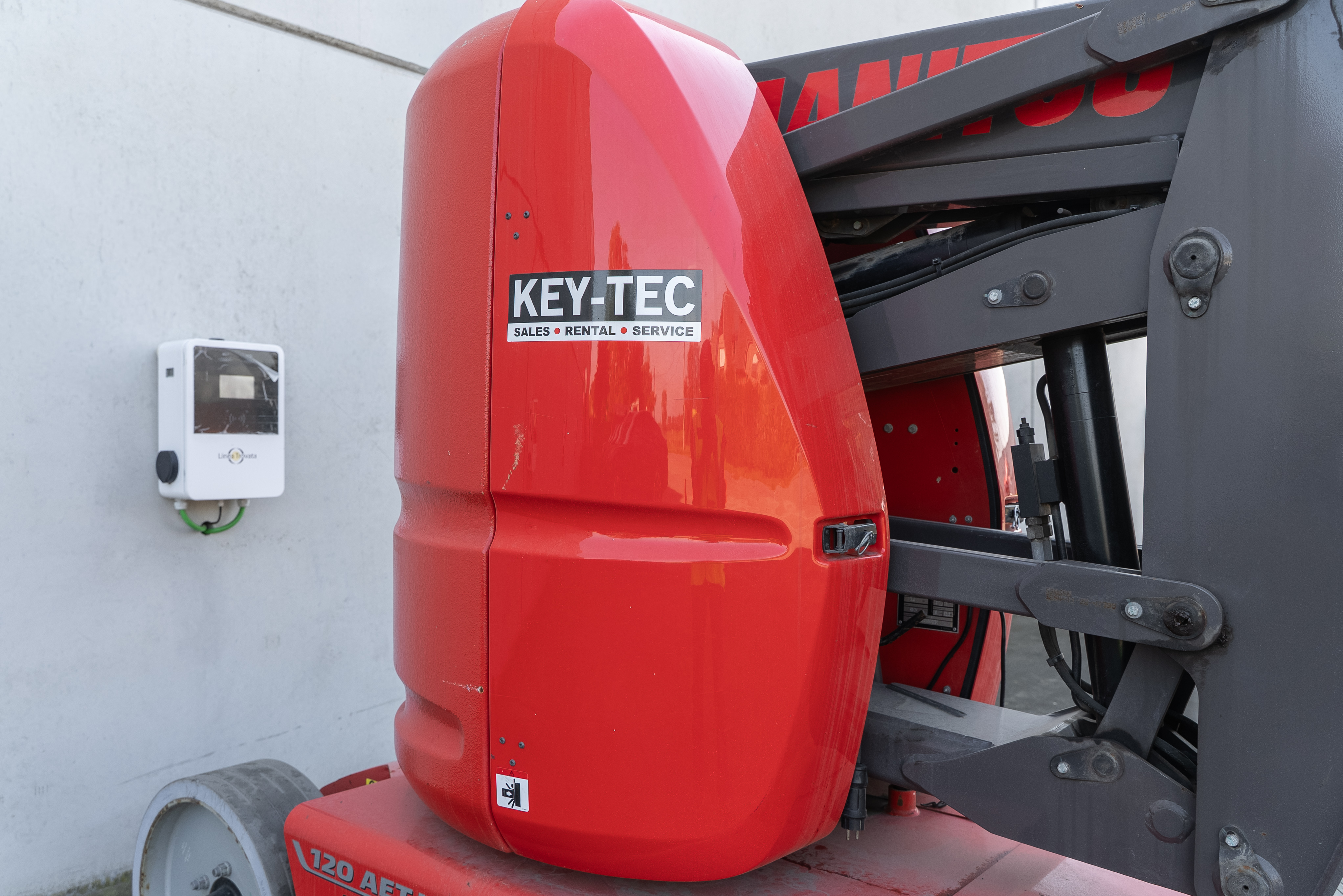 Manitou - Hoogwerkers - AETJ 120 COMPACT 2 3D - Productfoto