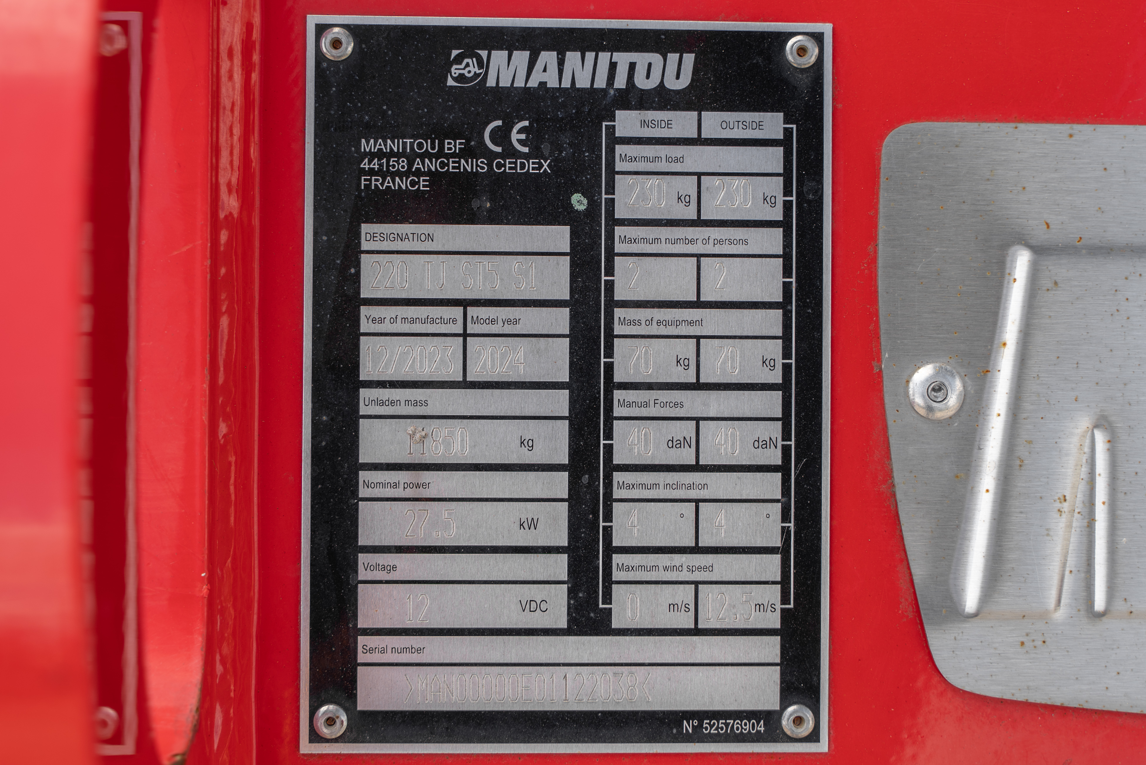 TJ 220 ST5 S1 - Identification plate