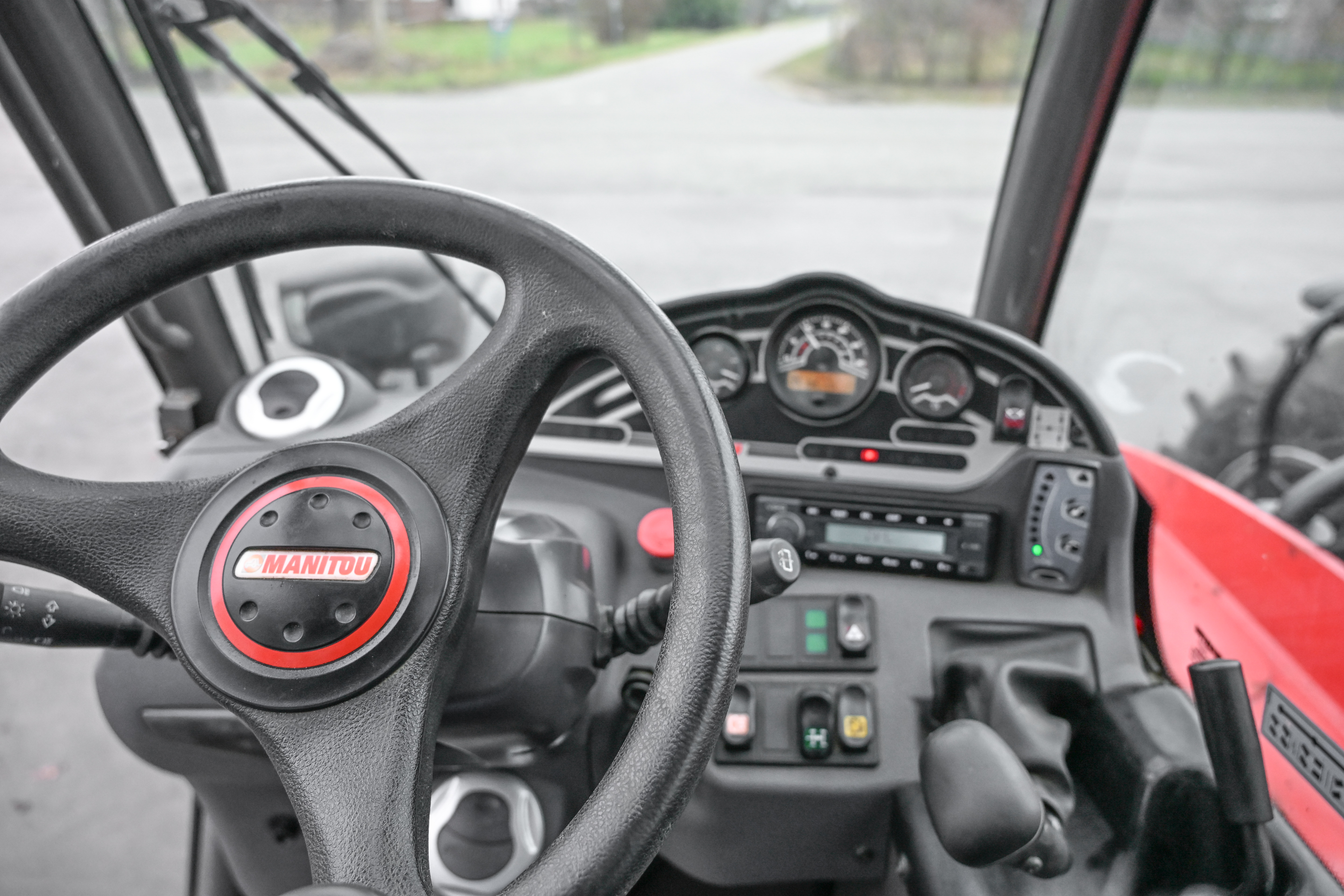 MT 932 EASY 75D ST3B S1 - Interior front