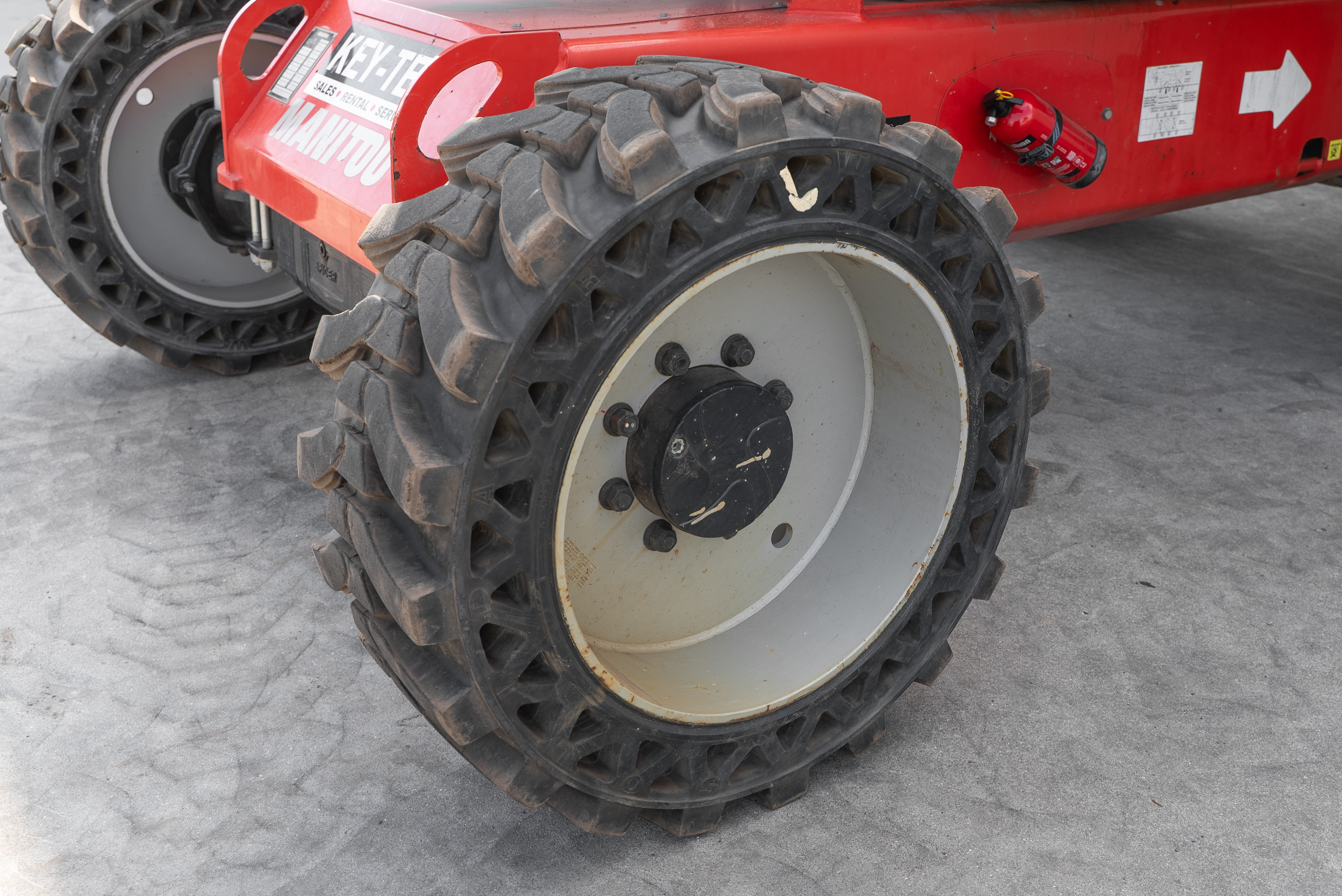 TJ 220 + - Chassis / Wheel