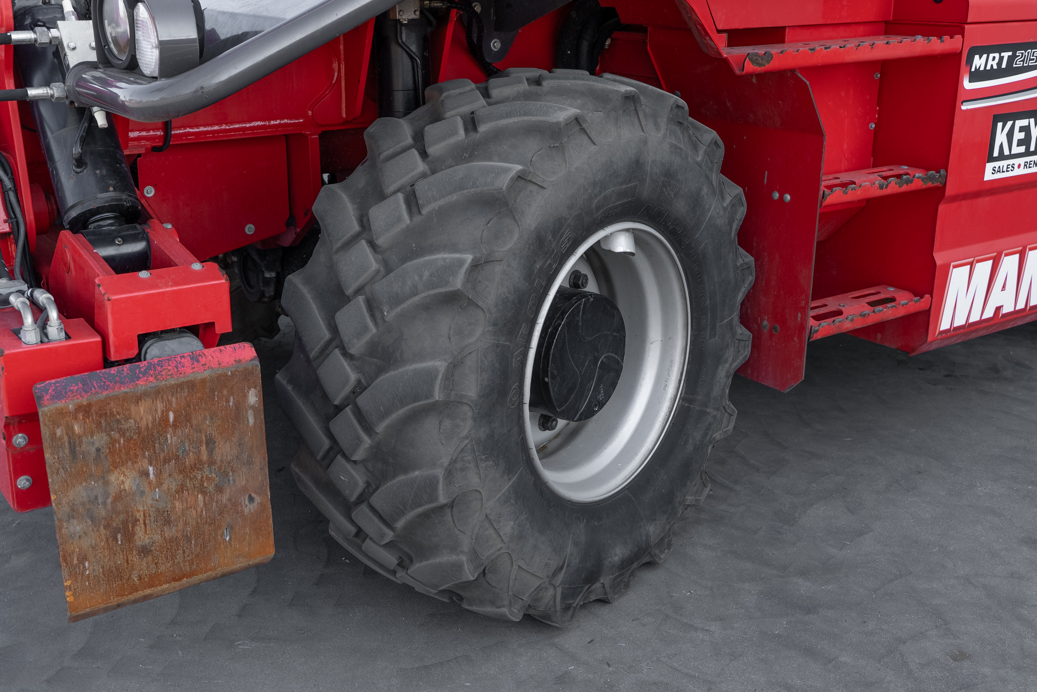 MRT 2150 PRIV+ ST4 S2 - Chassis / Wheel
