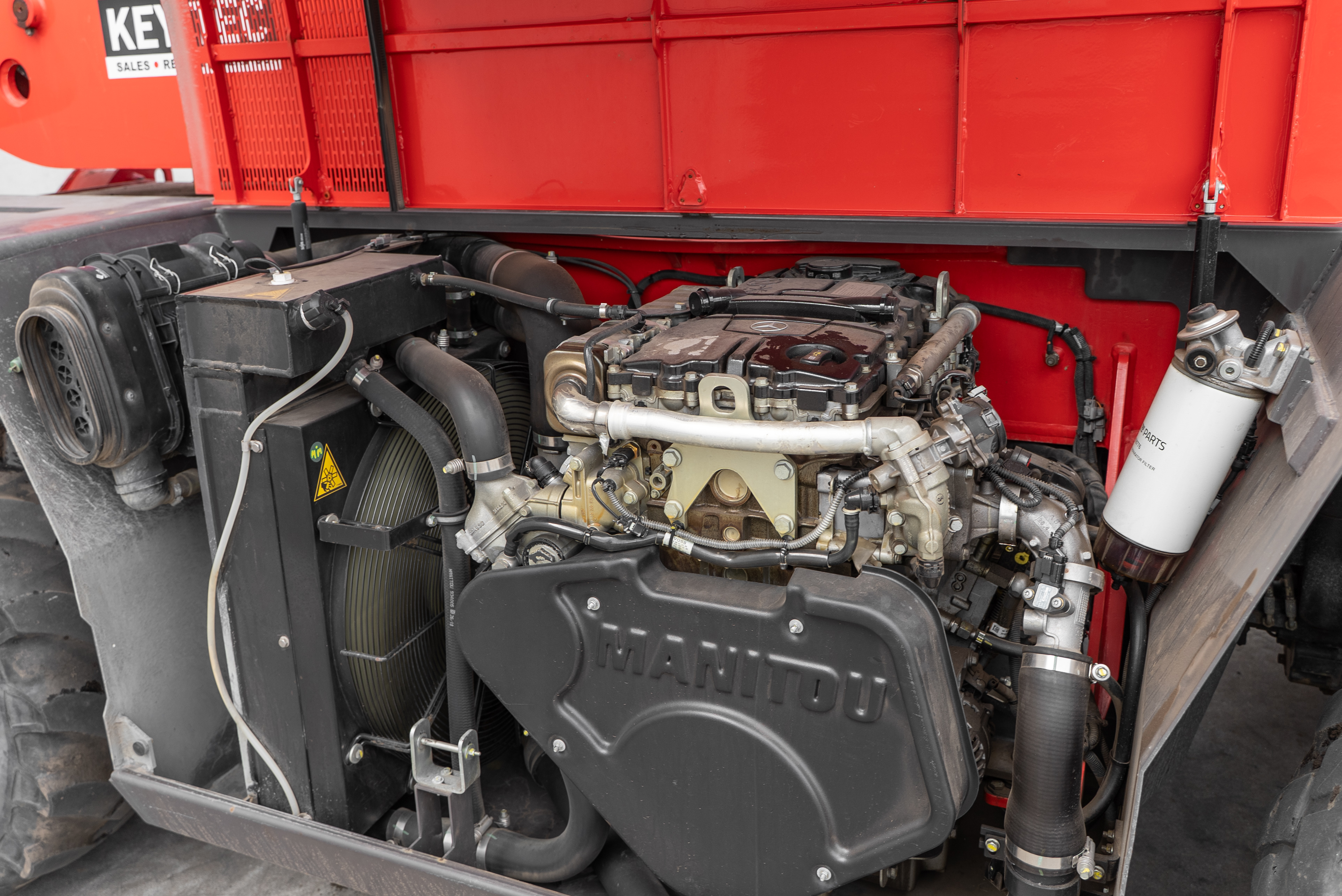 MRT 2150 PRIV+ ST4 S2 - Engine