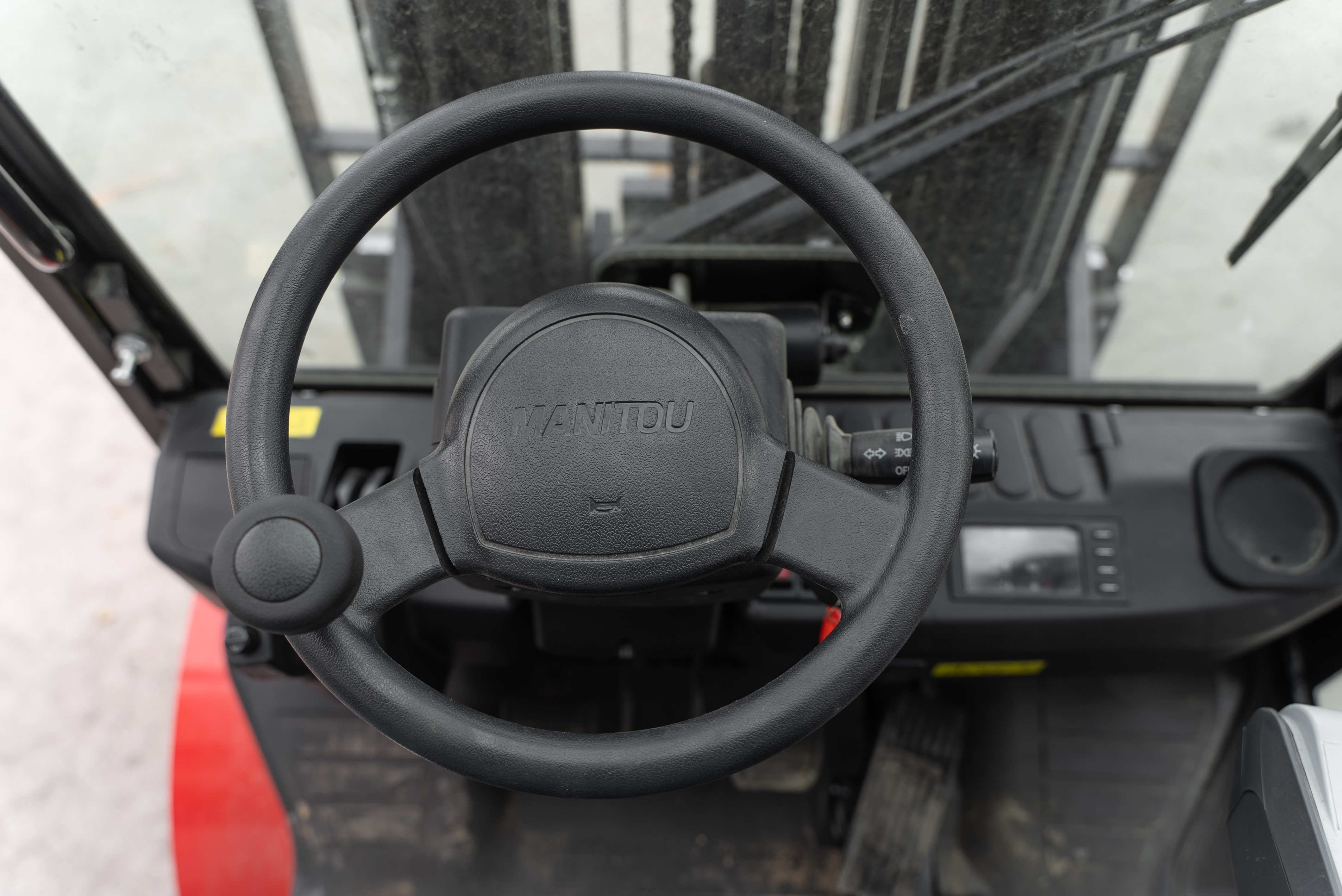 MI 30 D K ST5 S1 - Interior front