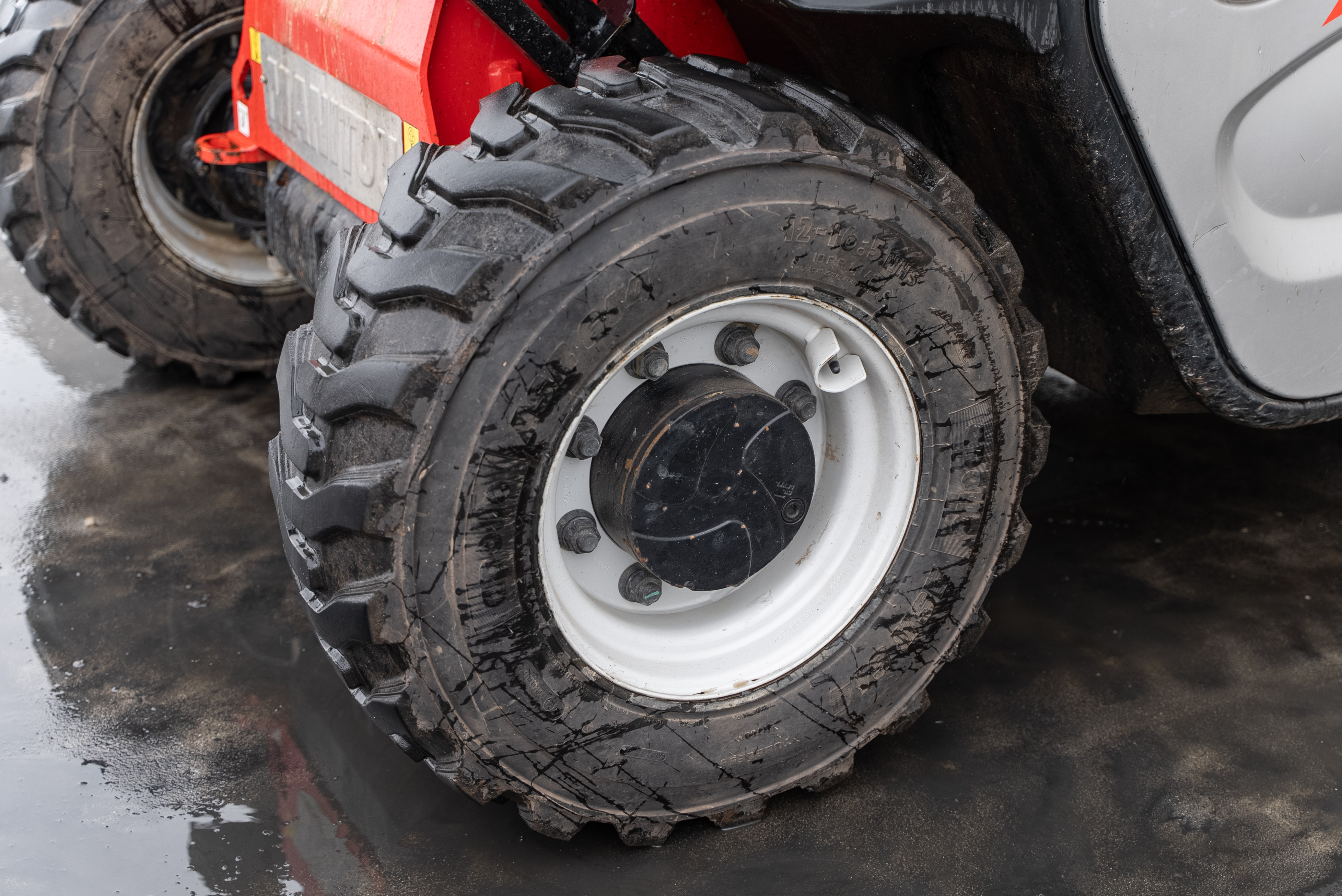 Manitou - Telehandlers - MT 625 H COMFORT 75K ST5 S1 - Chassis / Wheel