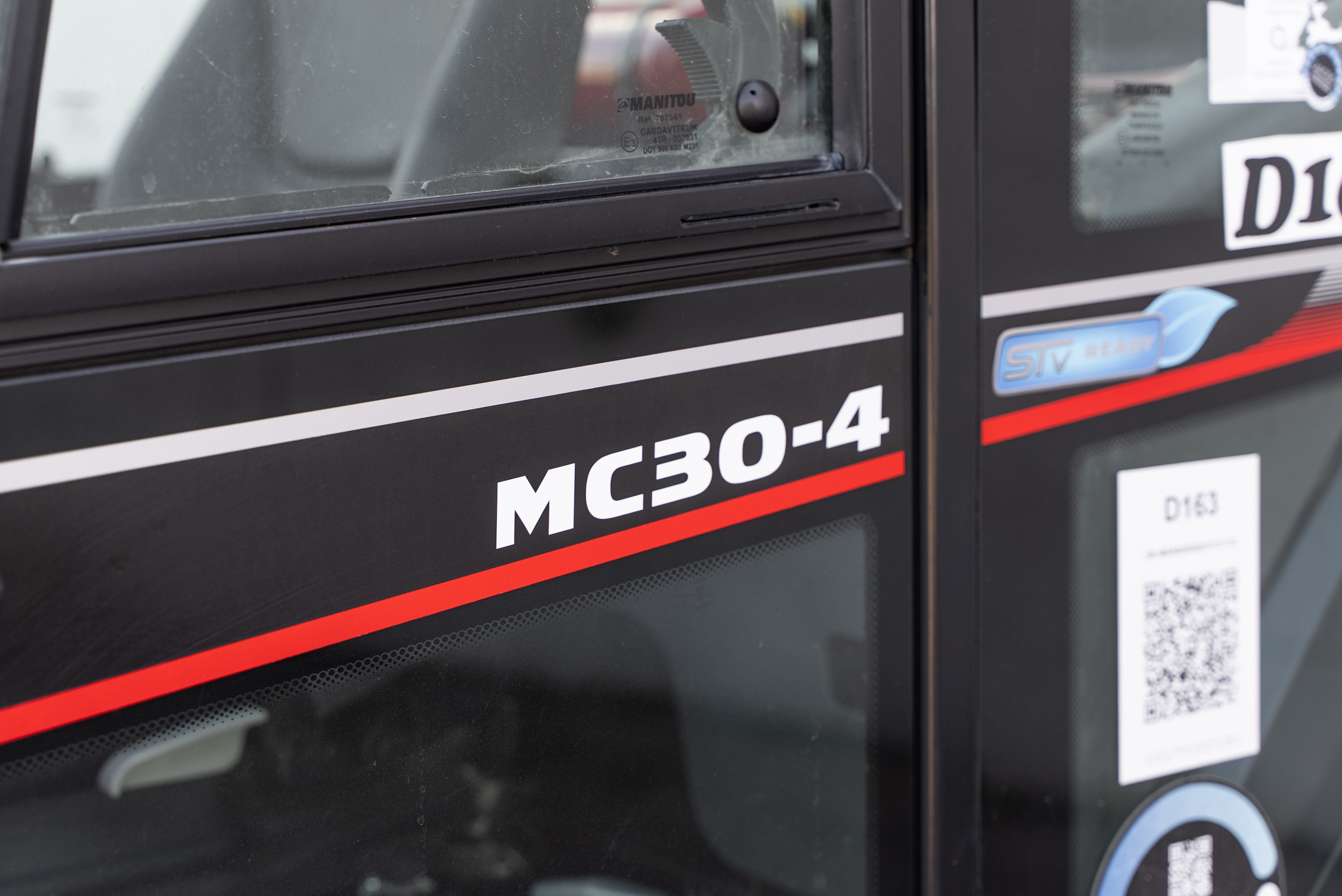 MC 30-4 D K ST5 S1 - Product image