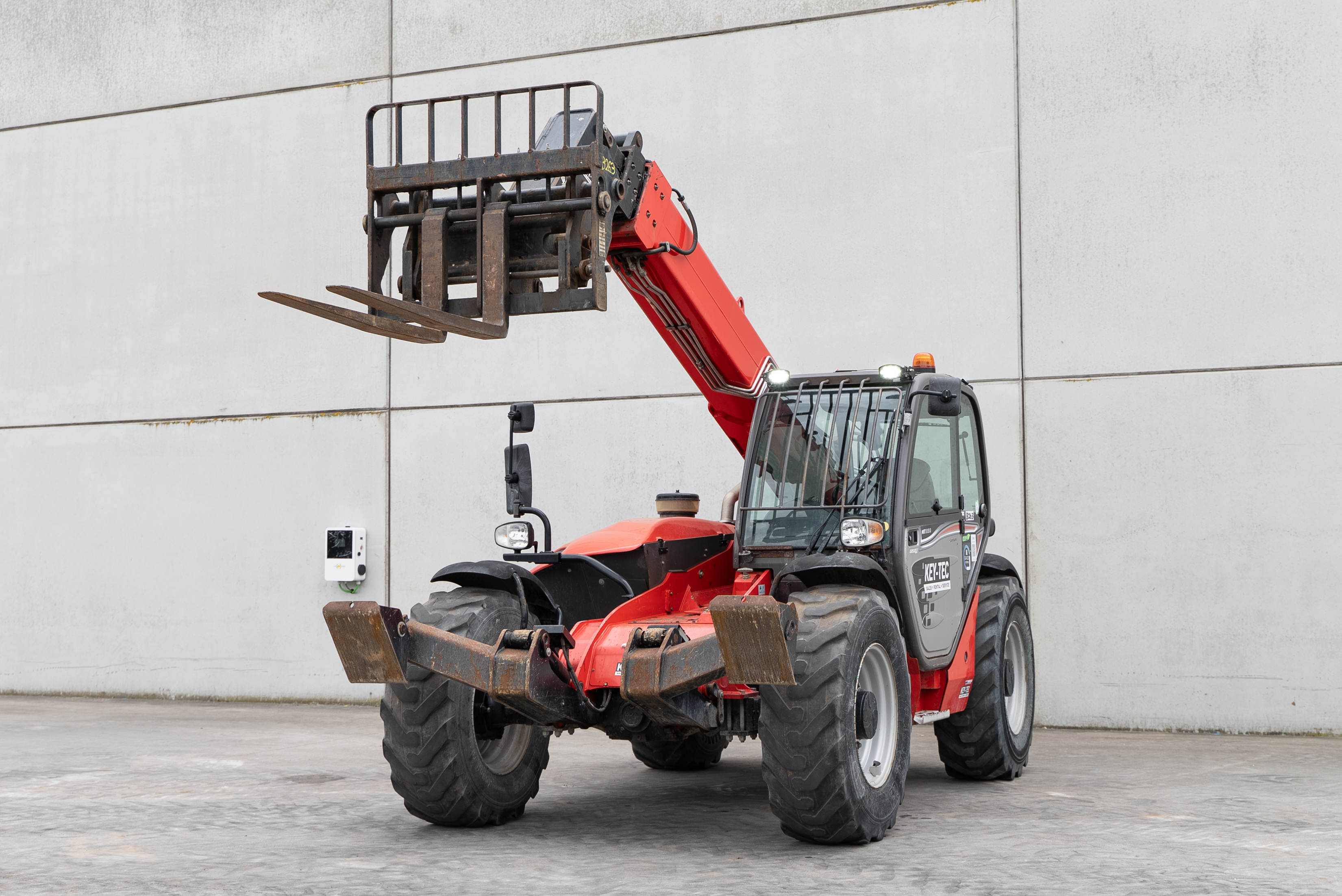 Manitou - Telehandlers - MT 1030 EASY 75D ST3B S2 - Front left