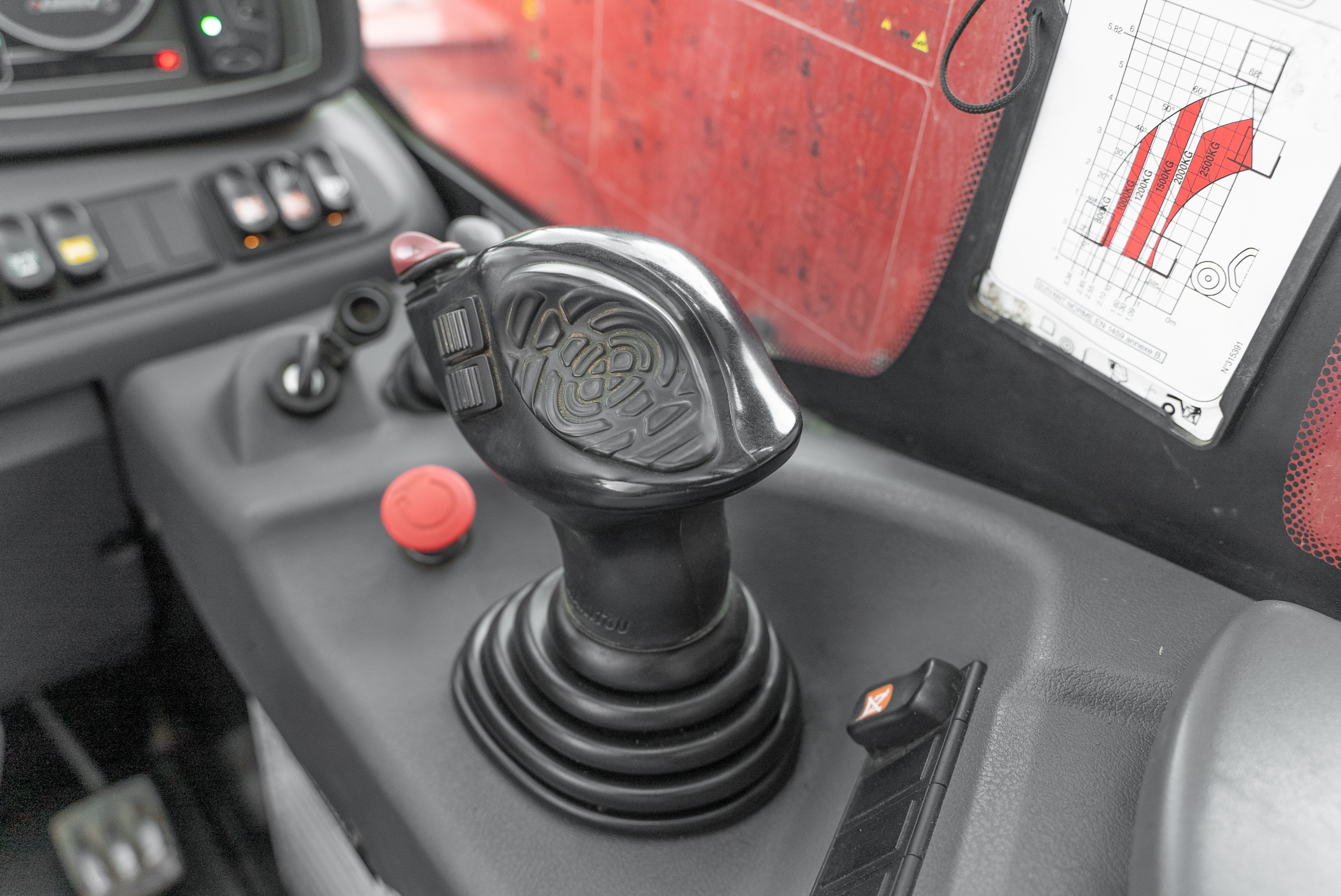 Manitou - Télescopiques - MT 625 H COMFORT 75K ST5 S1 - Image produit