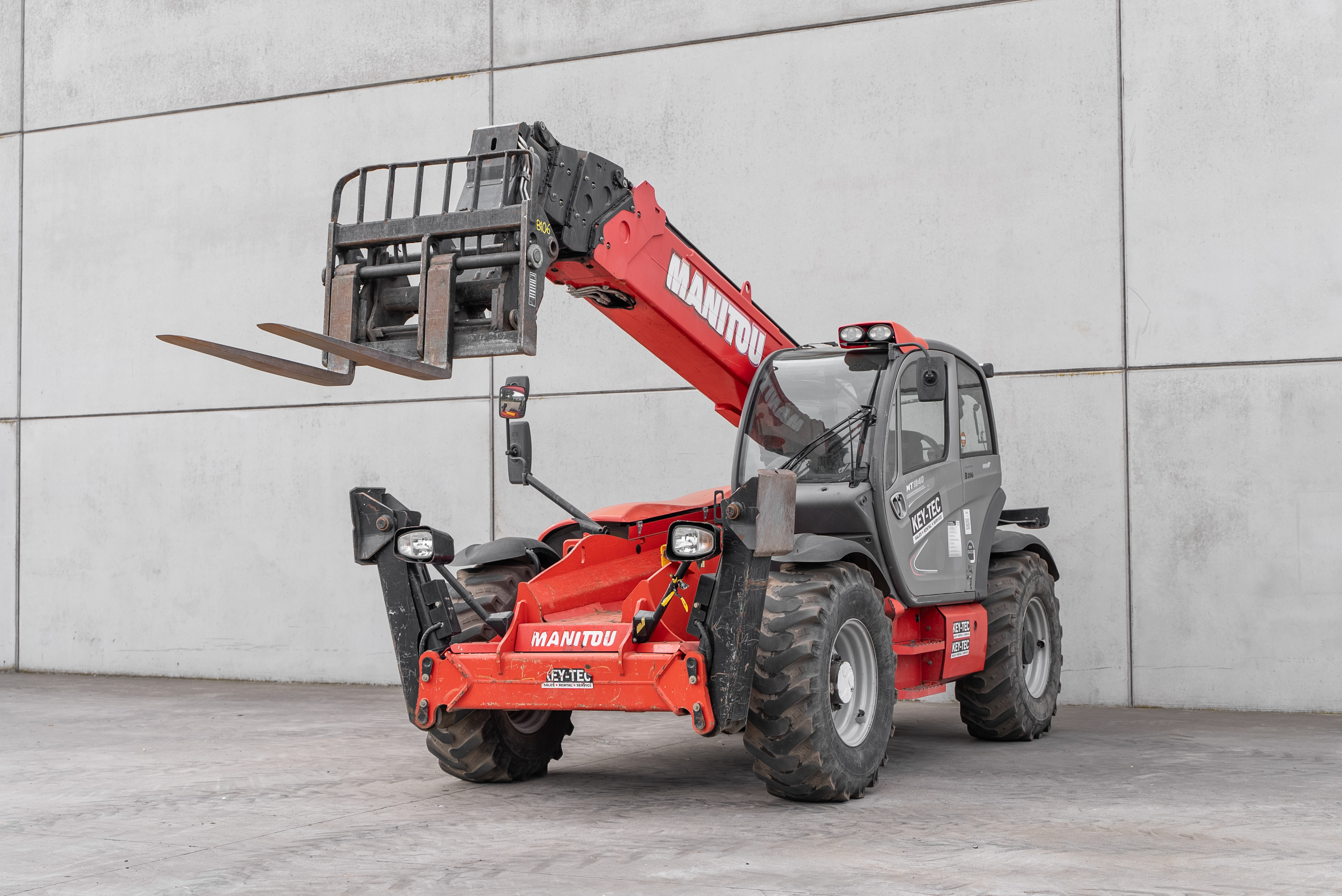 Manitou - Verreikers - MT 1840 100P ST3B S2 - Links voor