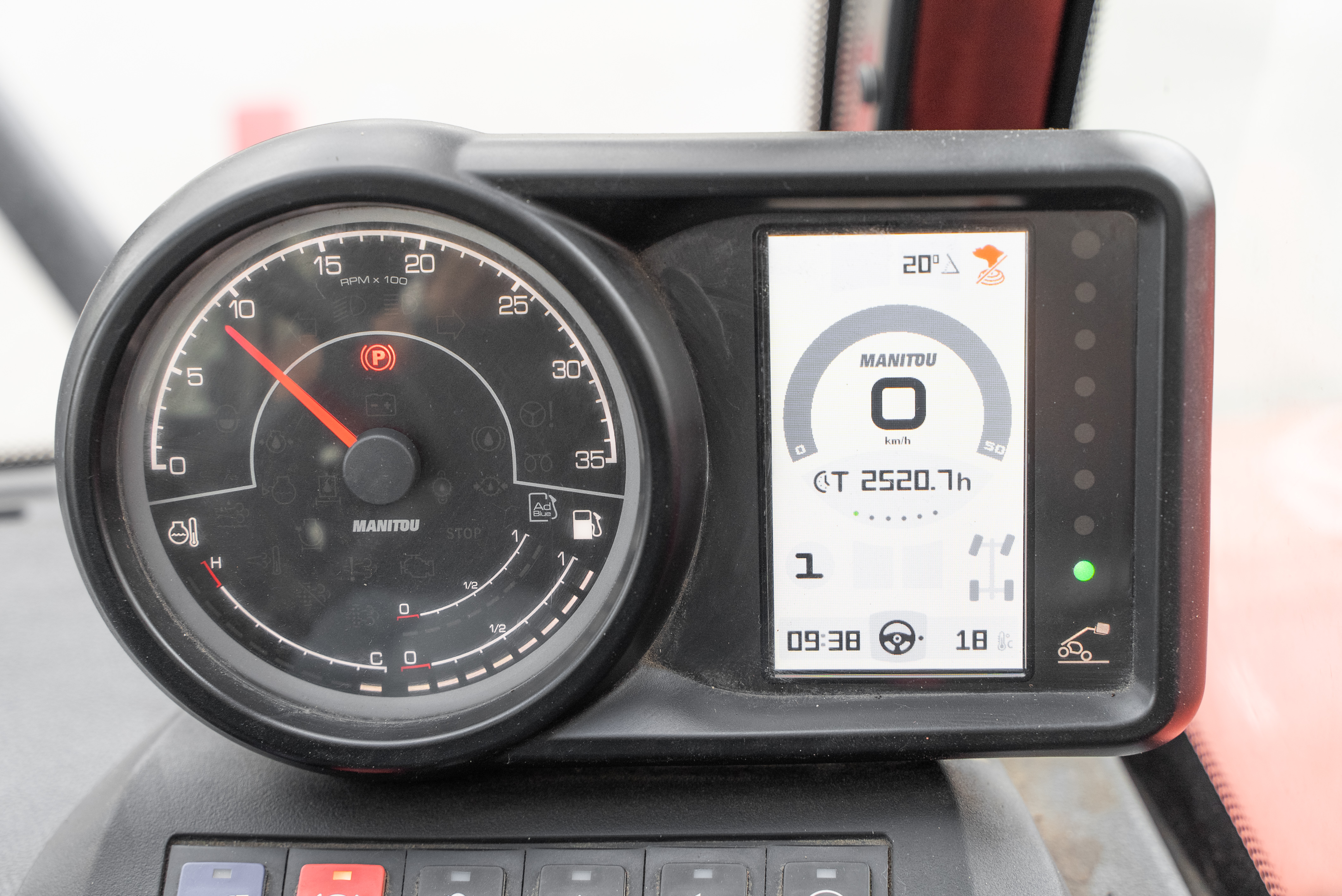 MT 730 H 75K ST5 S1 - Hours / Display
