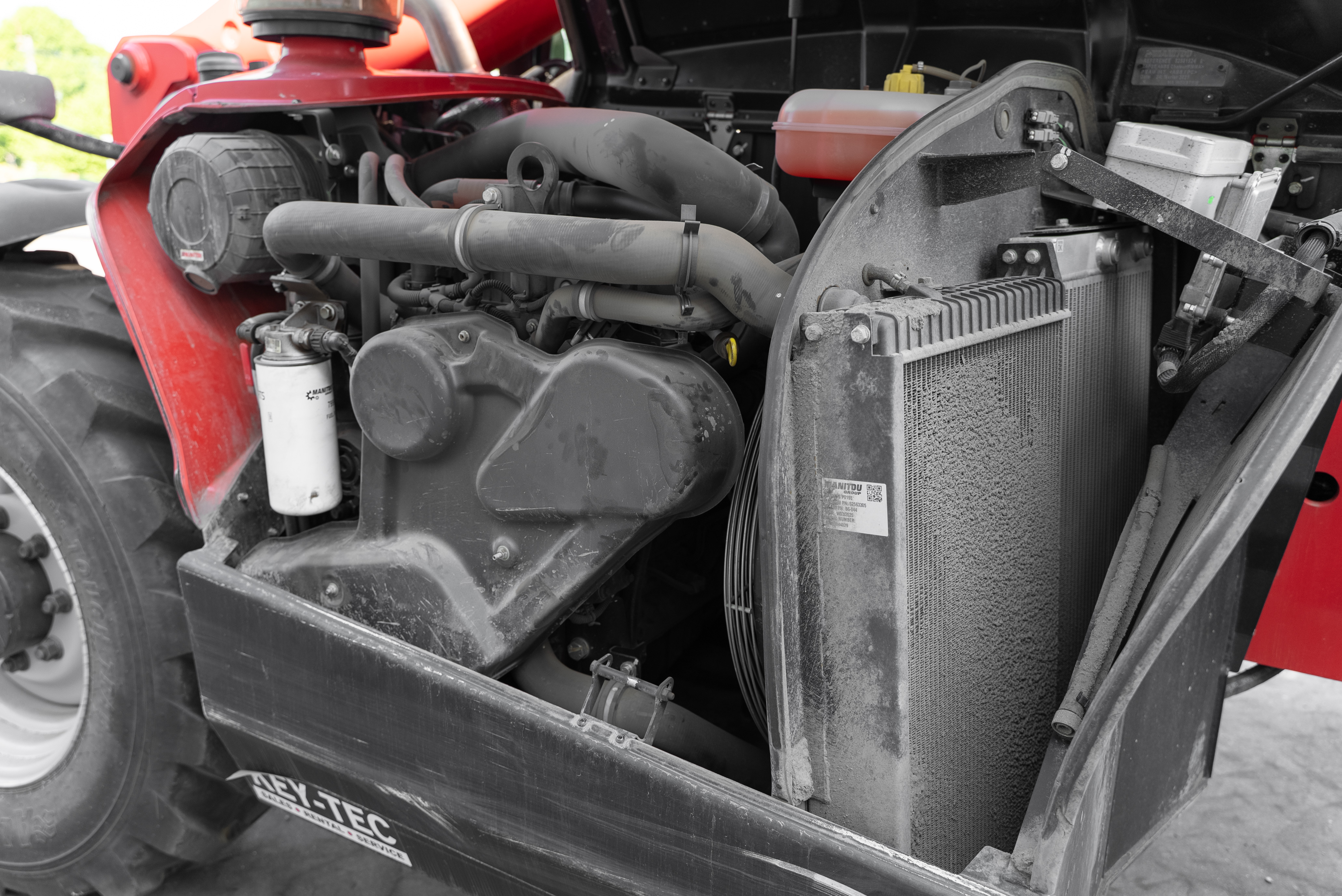 MT 933 EASY 75D ST5 S1 - Engine