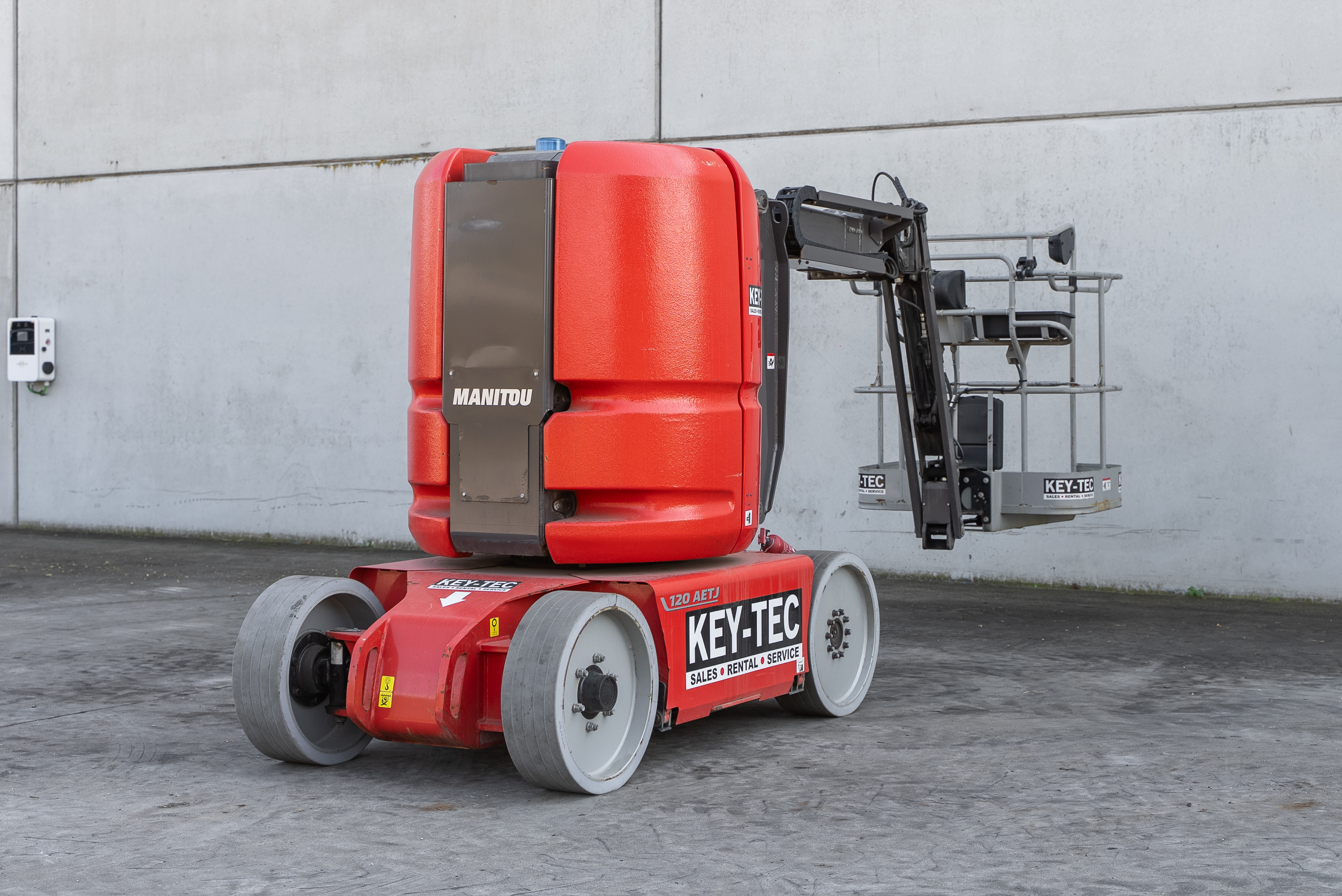 Manitou - Hoogwerkers - AETJ 120 COMPACT 2 3D - Rechts achter