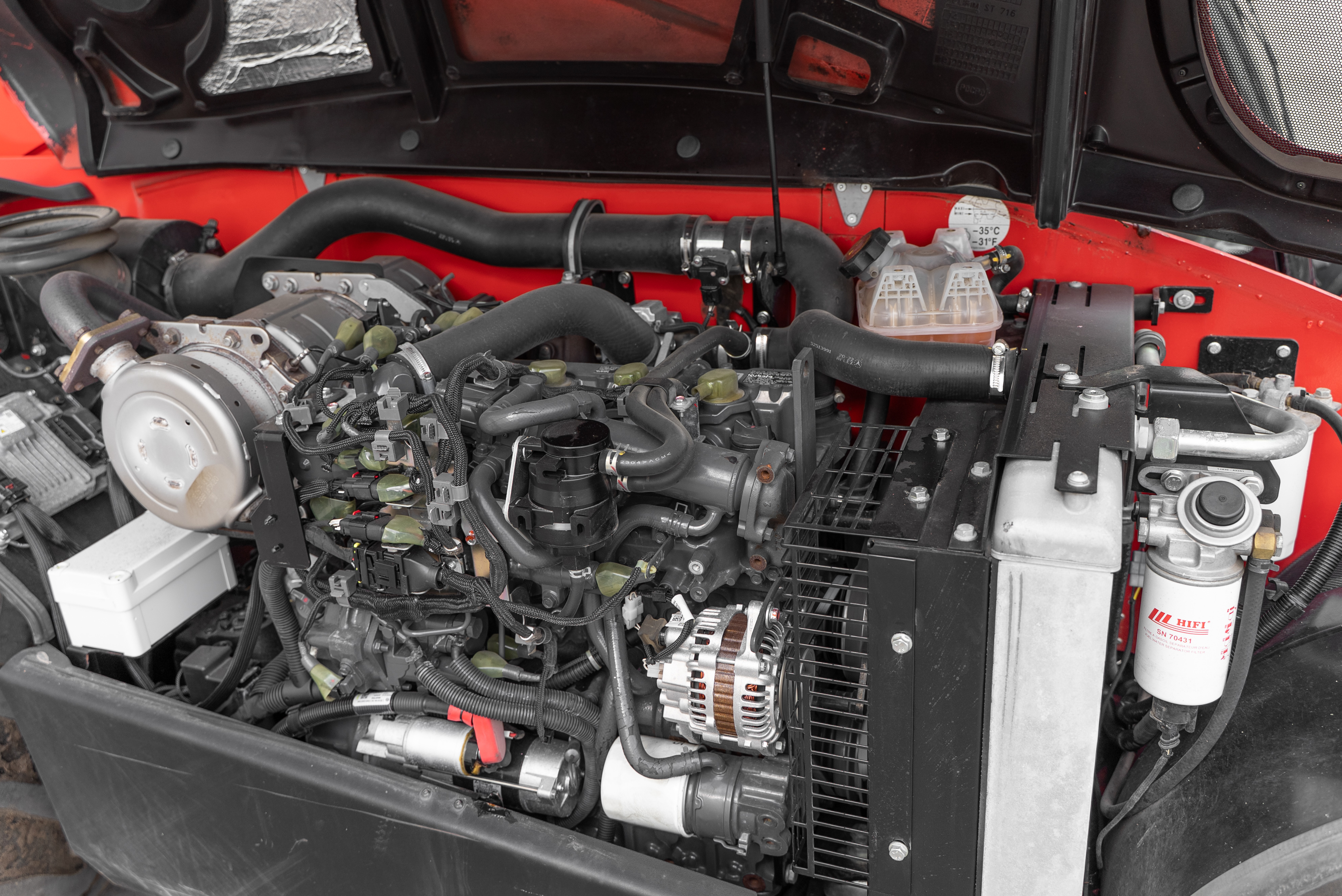MT 730 H 75K ST5 S1 - Engine