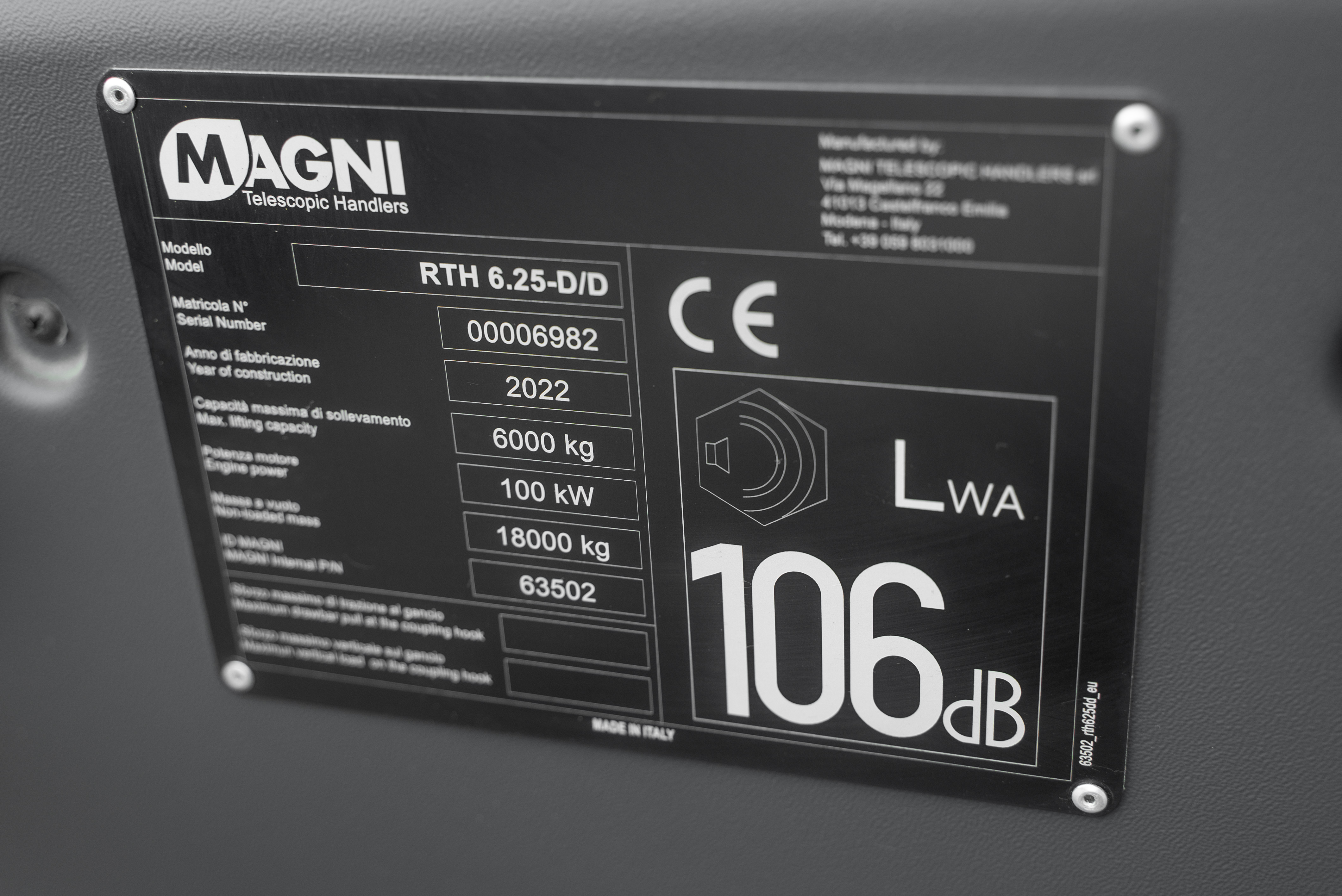 RTH 6.25 - Identification plate