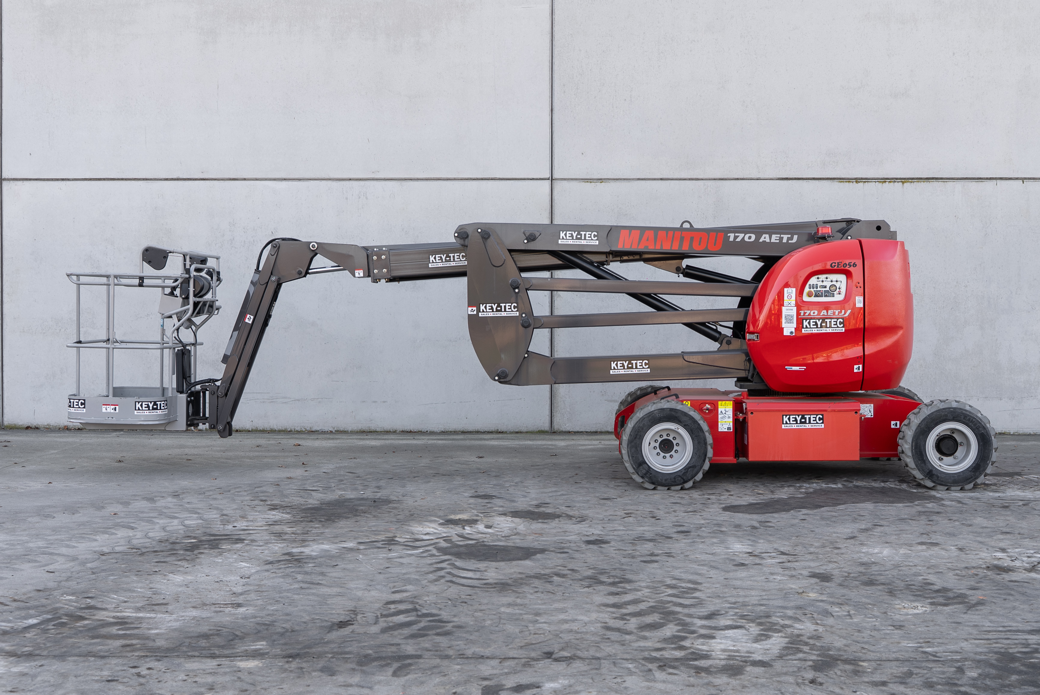 Manitou - Hoogwerkers - AETJL 170 - Zijaanzicht