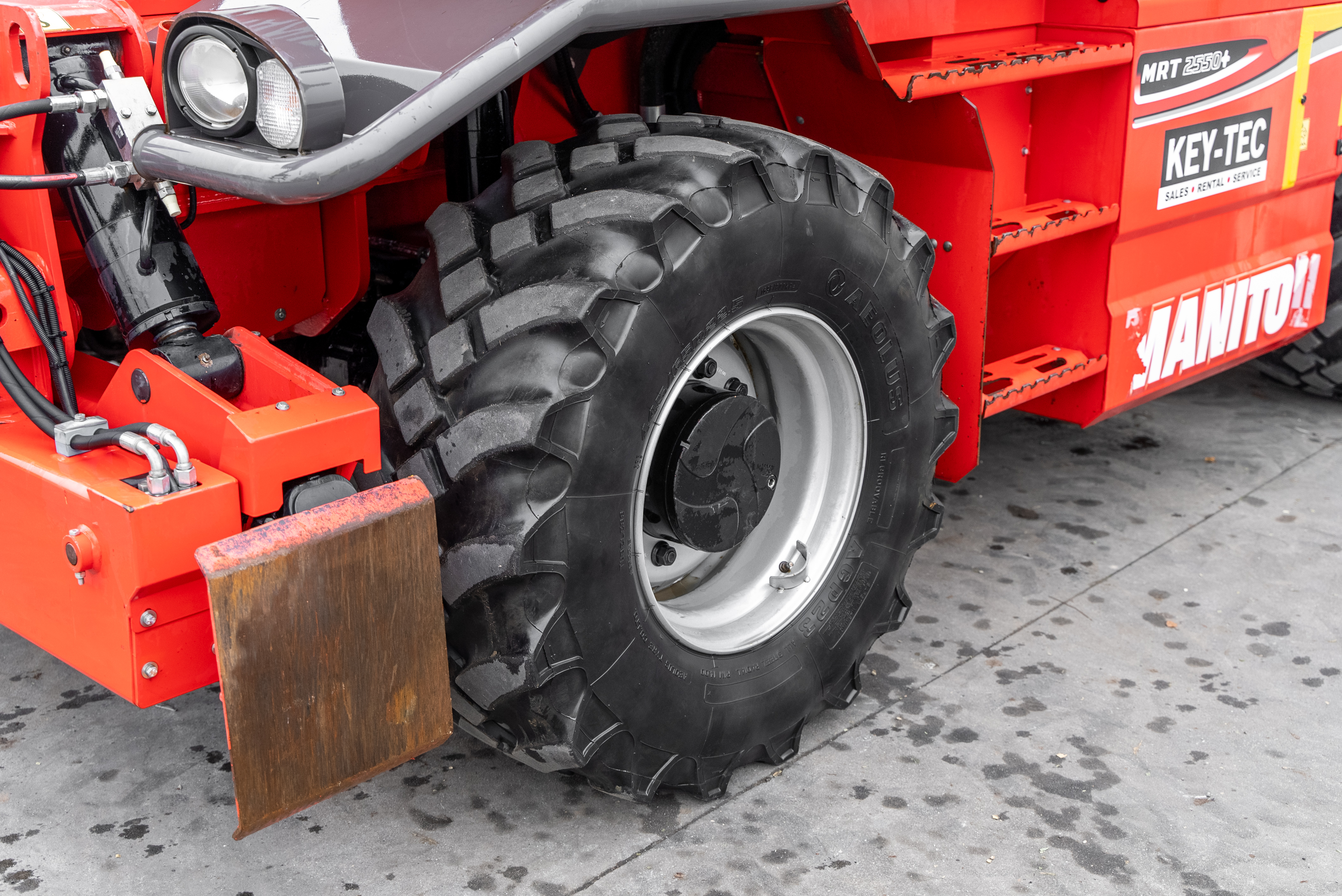 Manitou - Telehandlers - MRT 2550 PRIV+ ST4 S2 - Chassis / Wheel