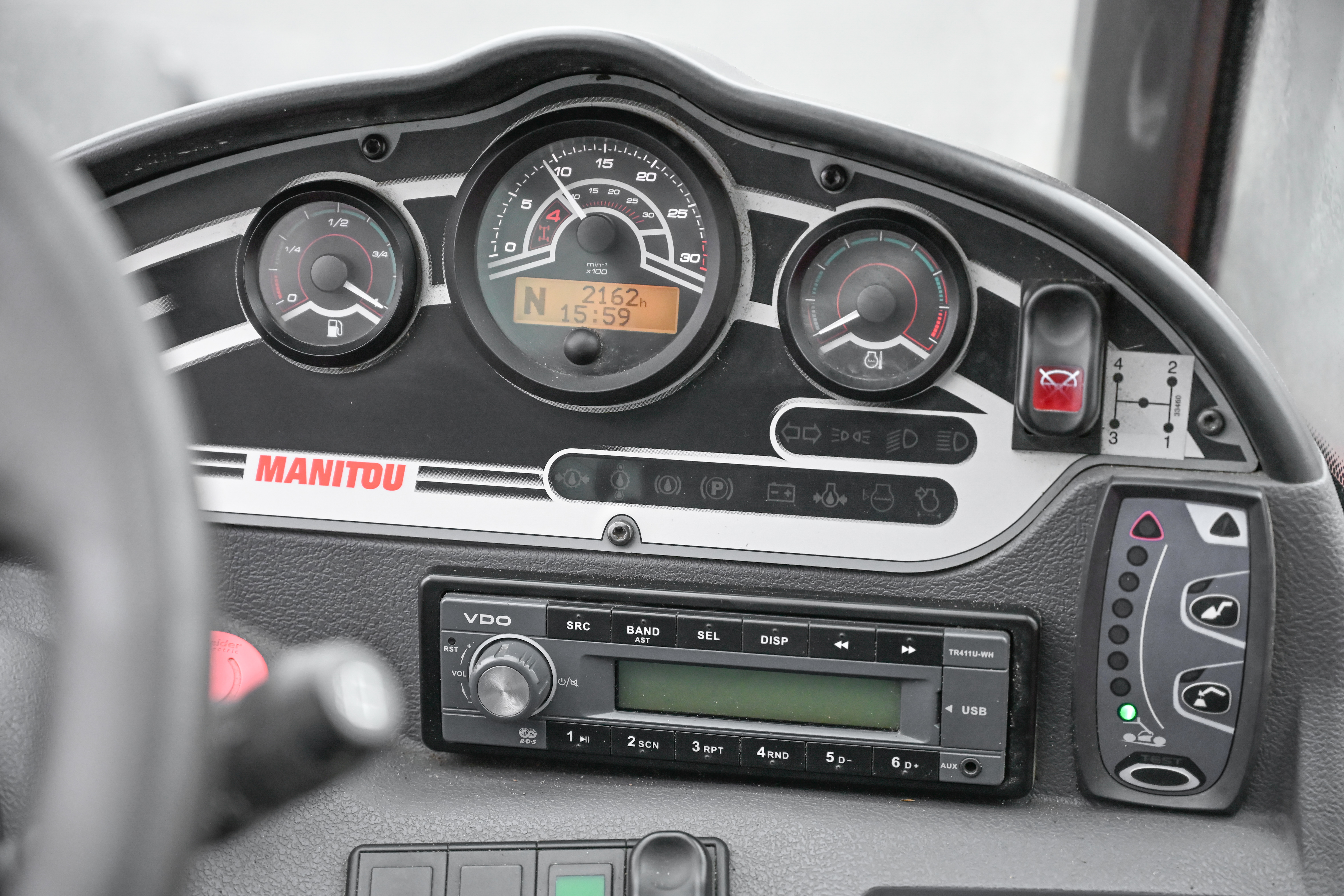 MT 932 EASY 75D ST3B S1 - Hours / Display