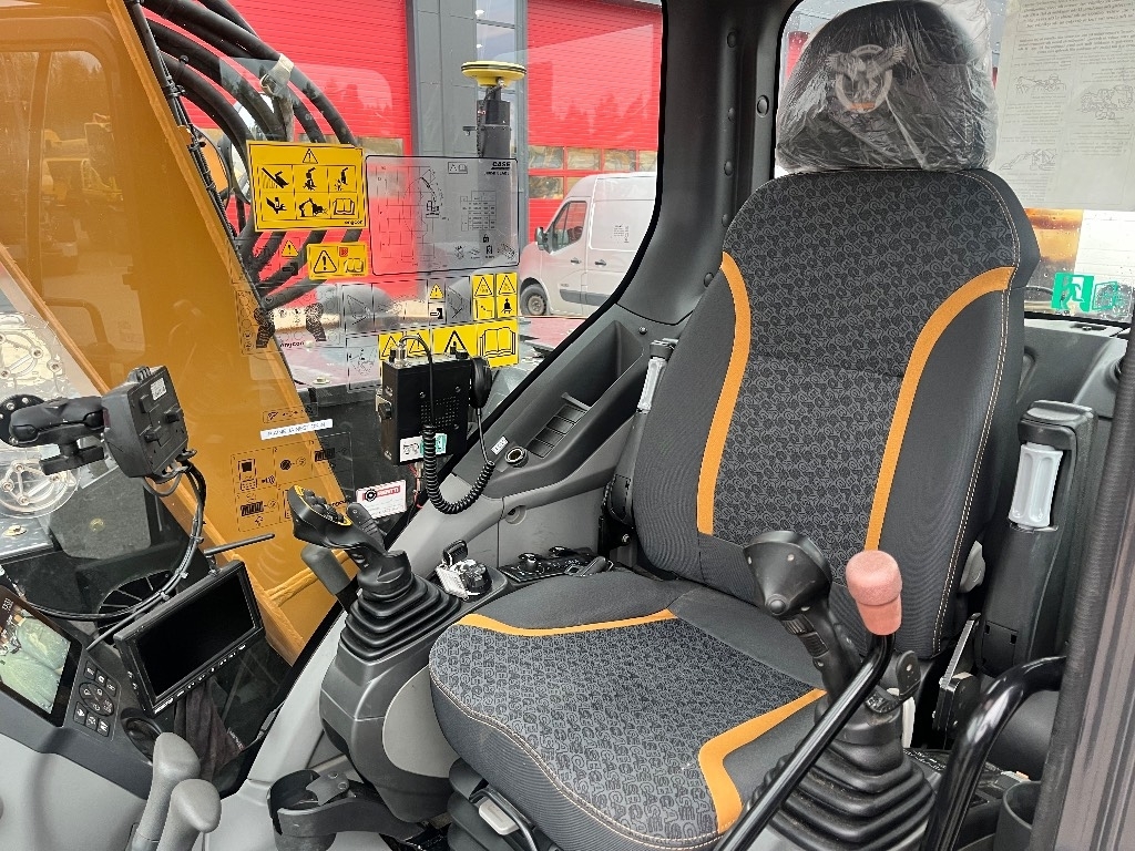 Case Construction - Excavators - CX 85 D - Interior