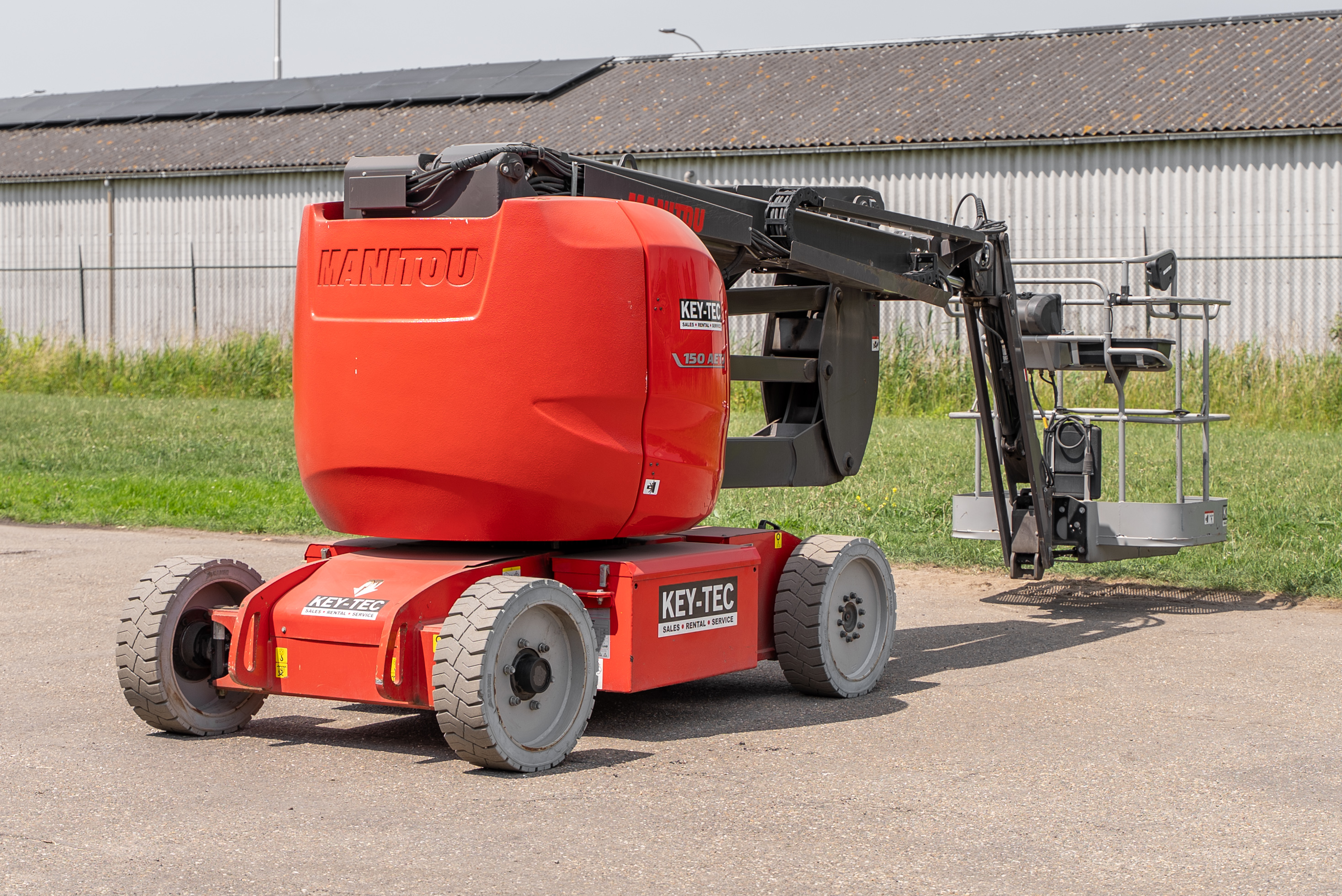 AETJ 150 COMPACT - Back right