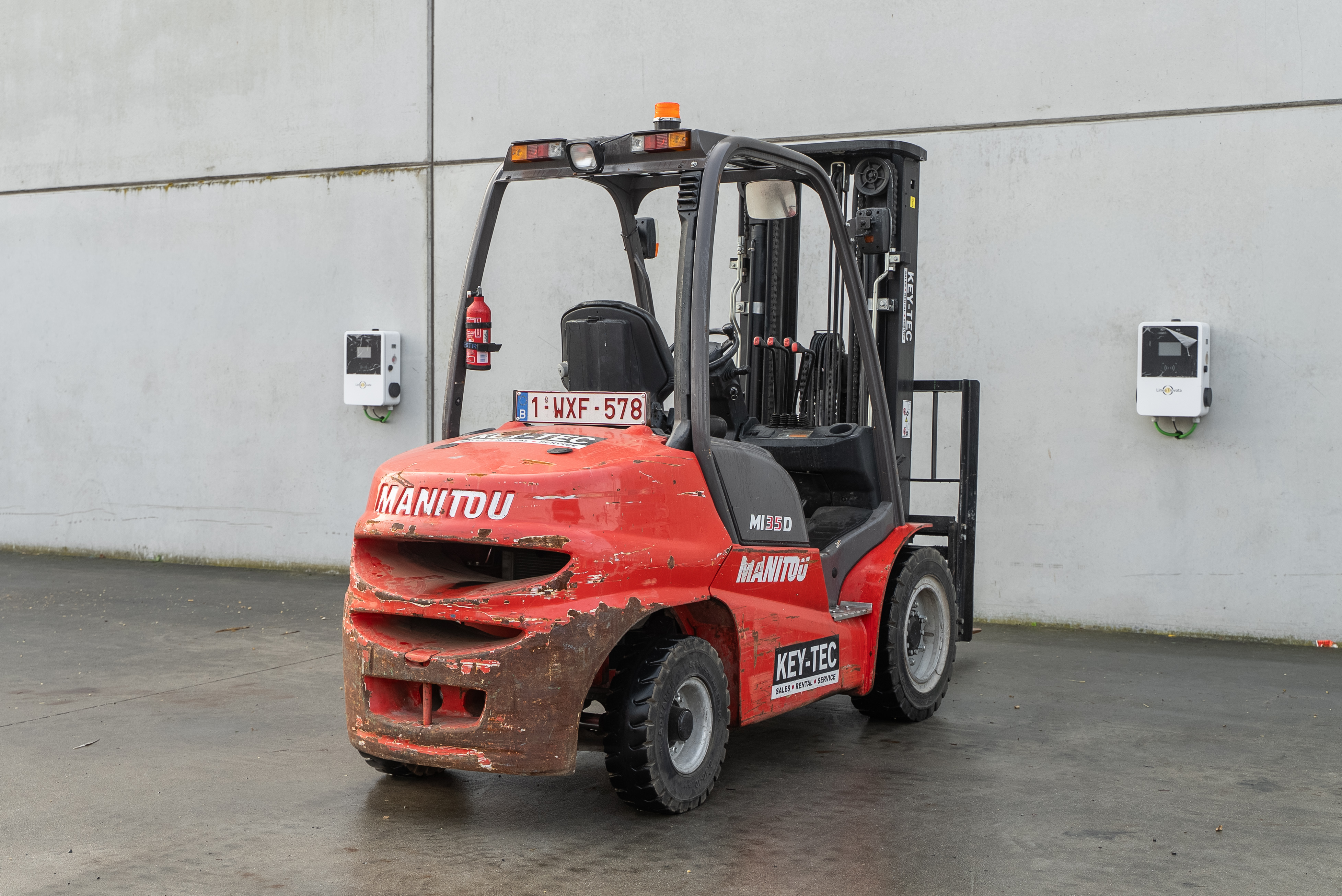 Manitou - Forklifts - MI 35 D Y E3 S3 - Back right