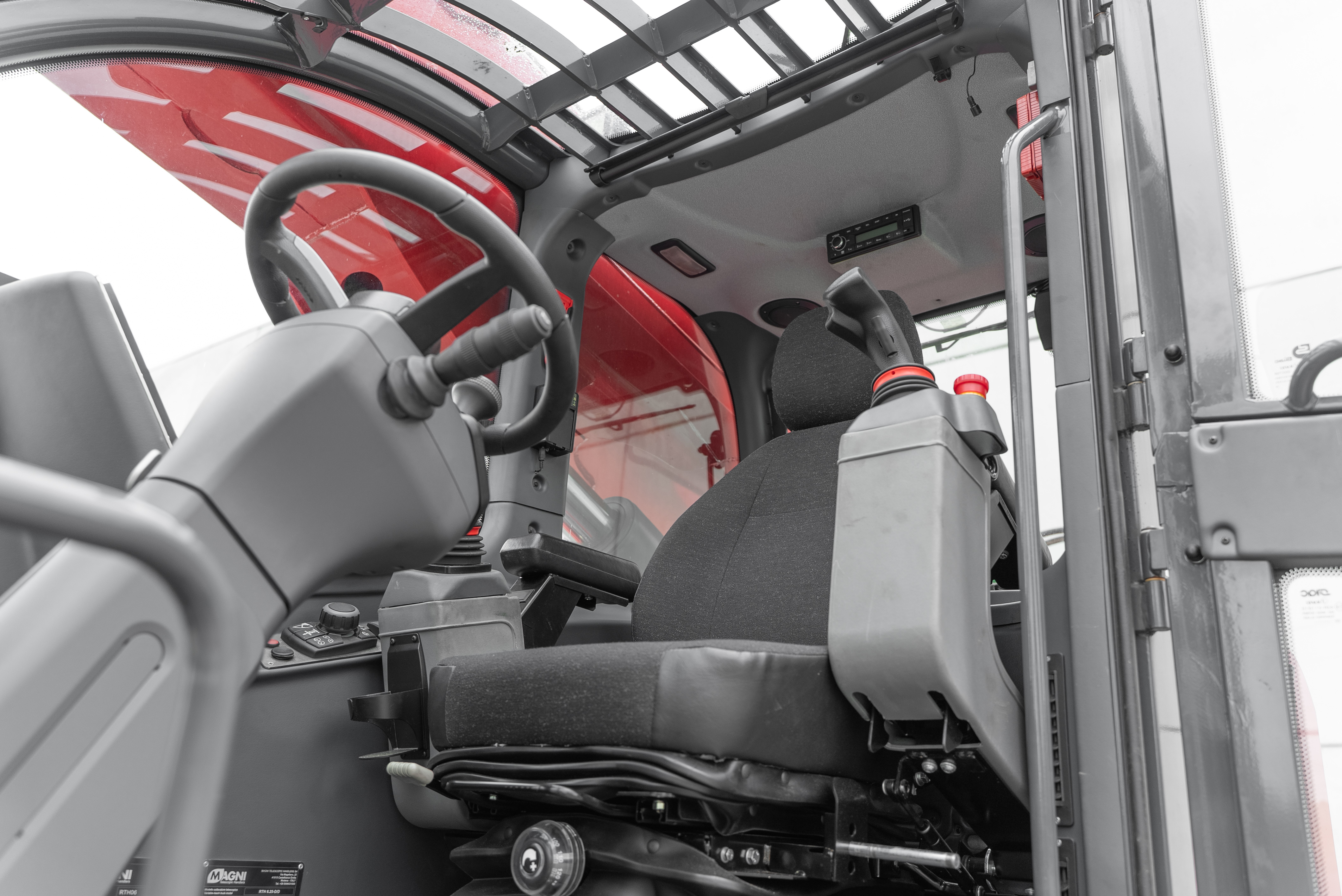 RTH 6.25 - Interior back